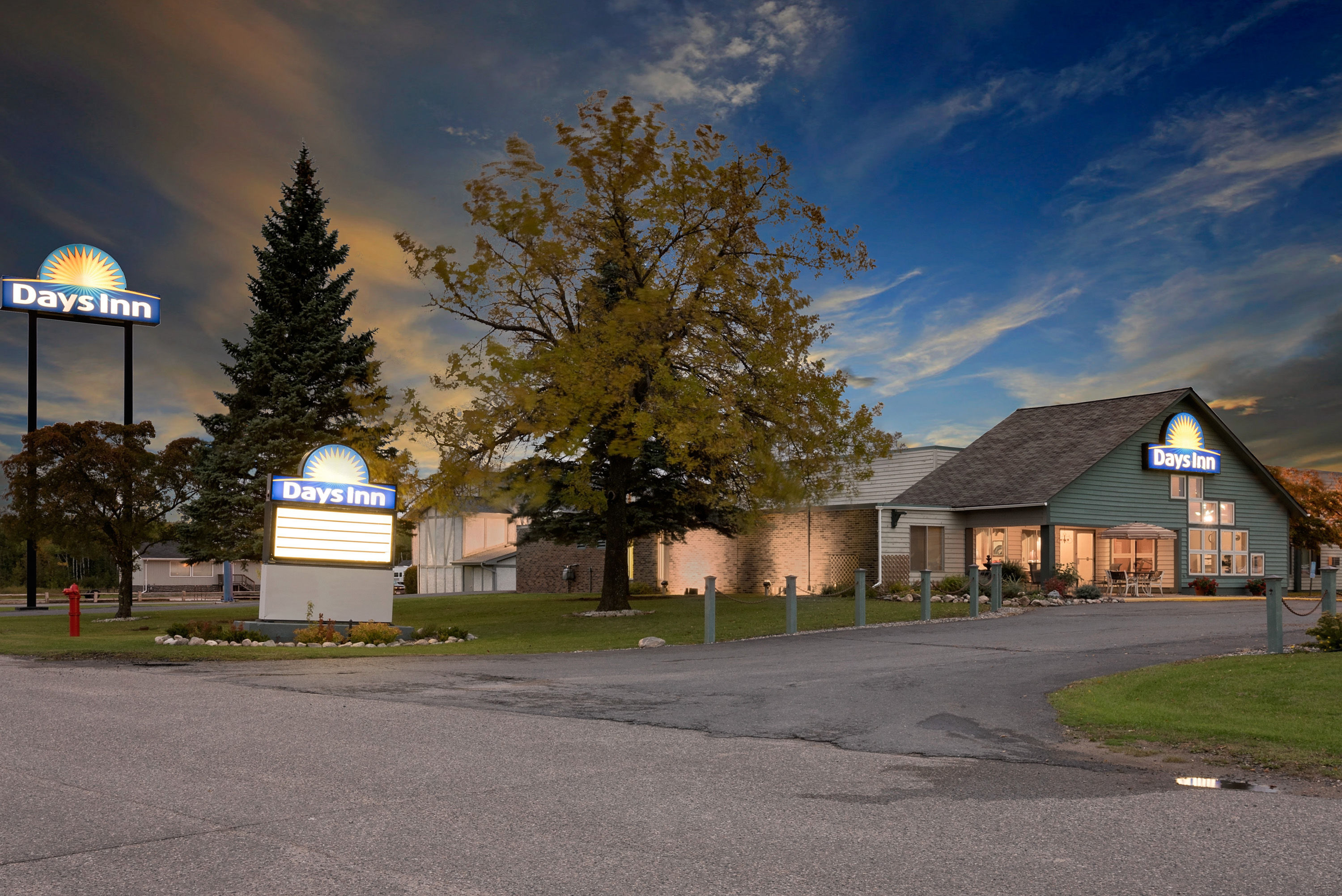 Days Inn by Wyndham International Falls International Falls, MN Hotels