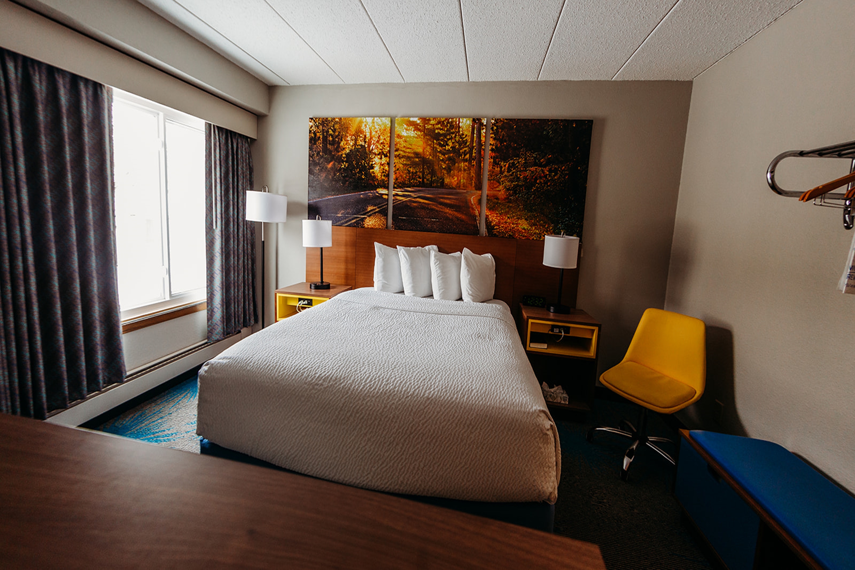 Guest room at the Days Inn by Wyndham International Falls in International Falls, Minnesota