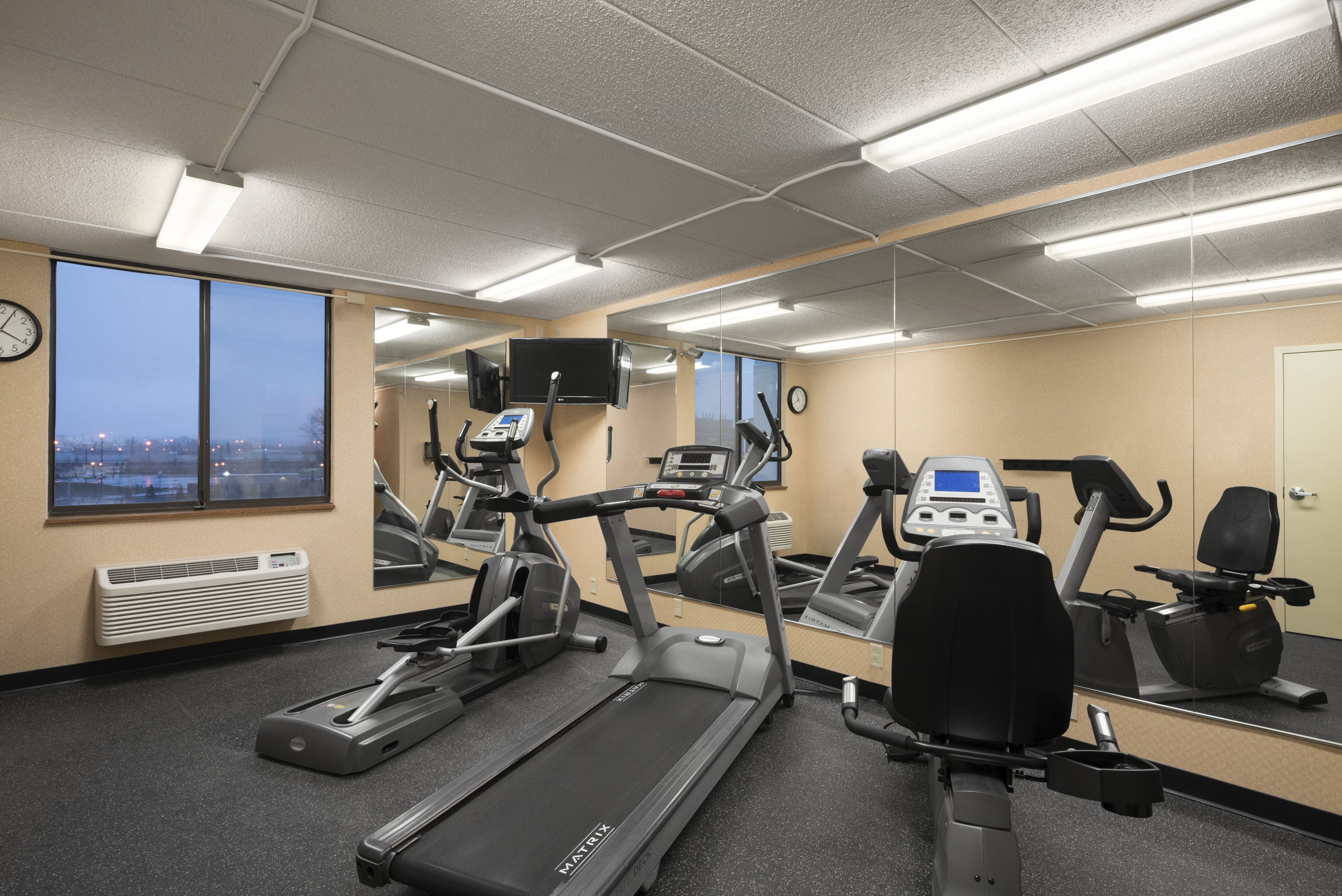 Health club at Days Hotel by Wyndham University Ave SE in Minneapolis, Minnesota