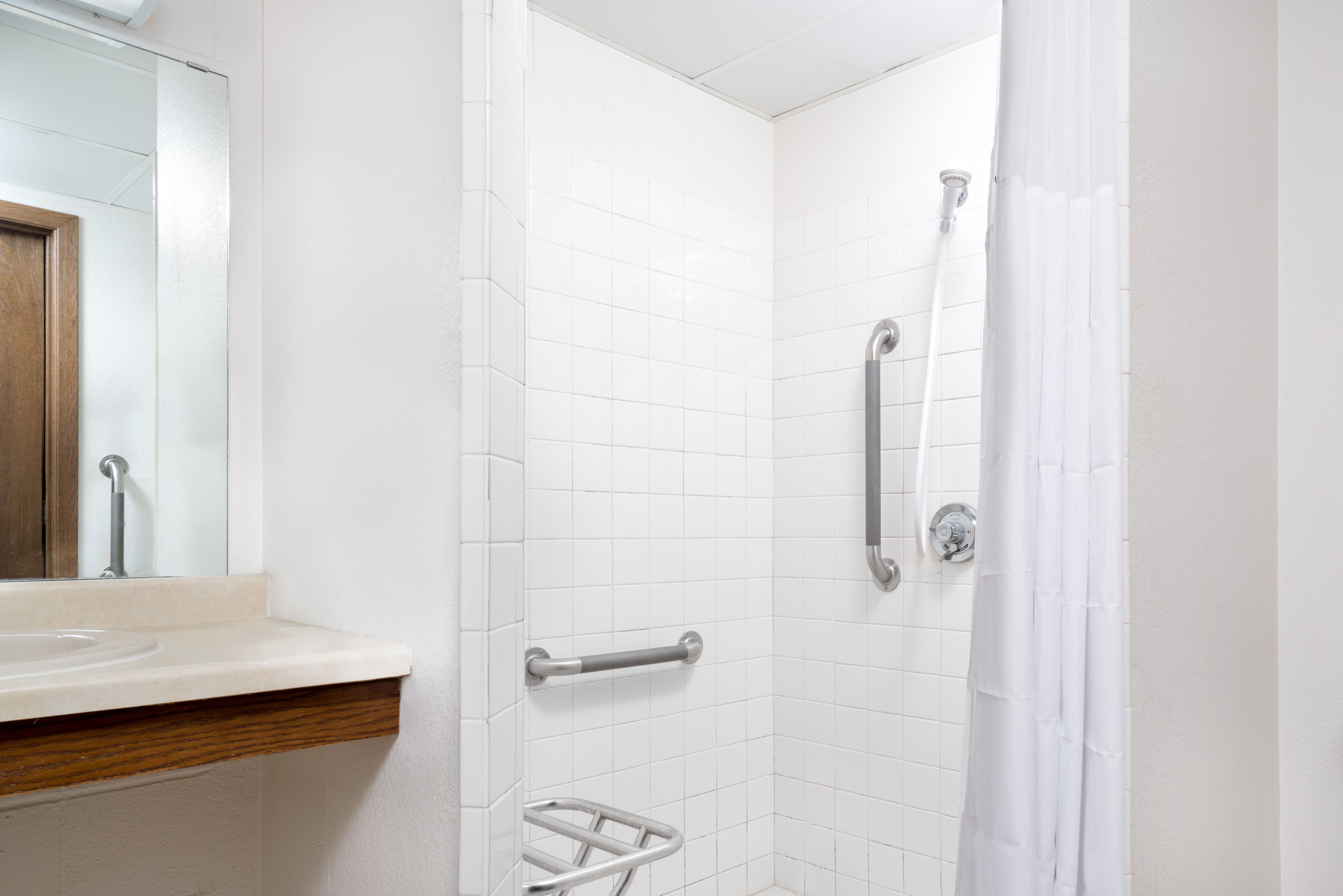 Days Inn by Wyndham St Cloud Saint Cloud, MN Hotels