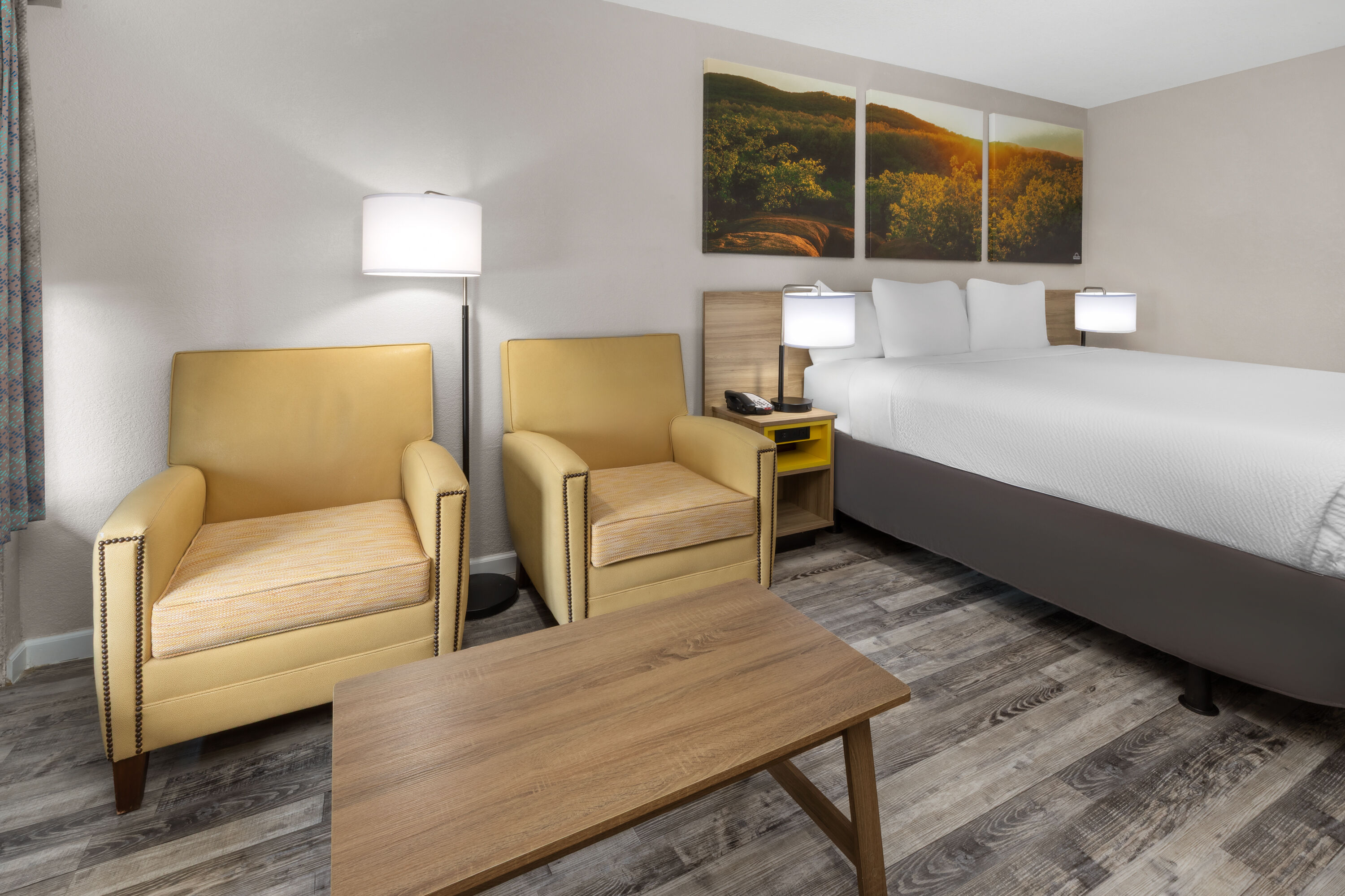 Guest room at the Days Inn by Wyndham Branson Ozarks in Branson, Missouri