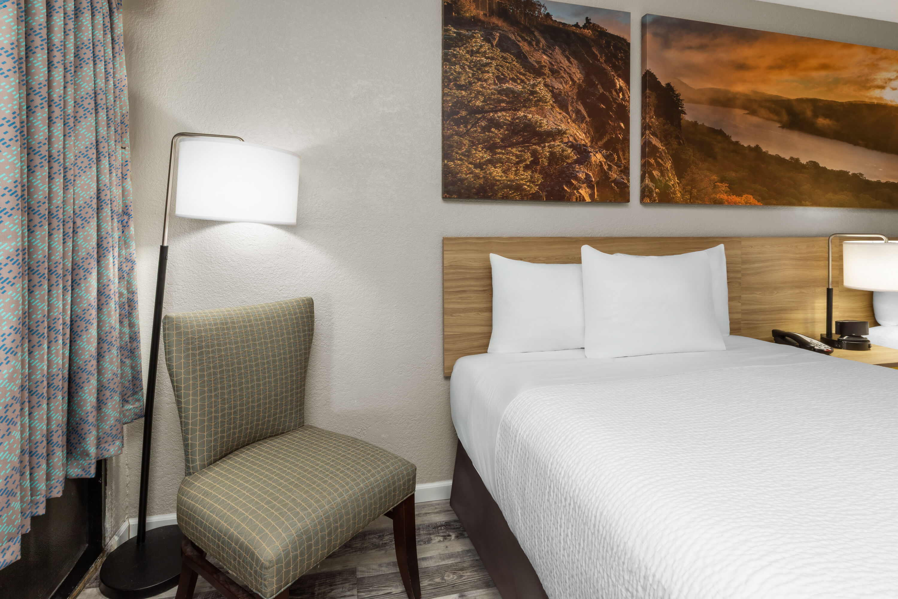 Guest room at the Days Inn by Wyndham Branson Ozarks in Branson, Missouri