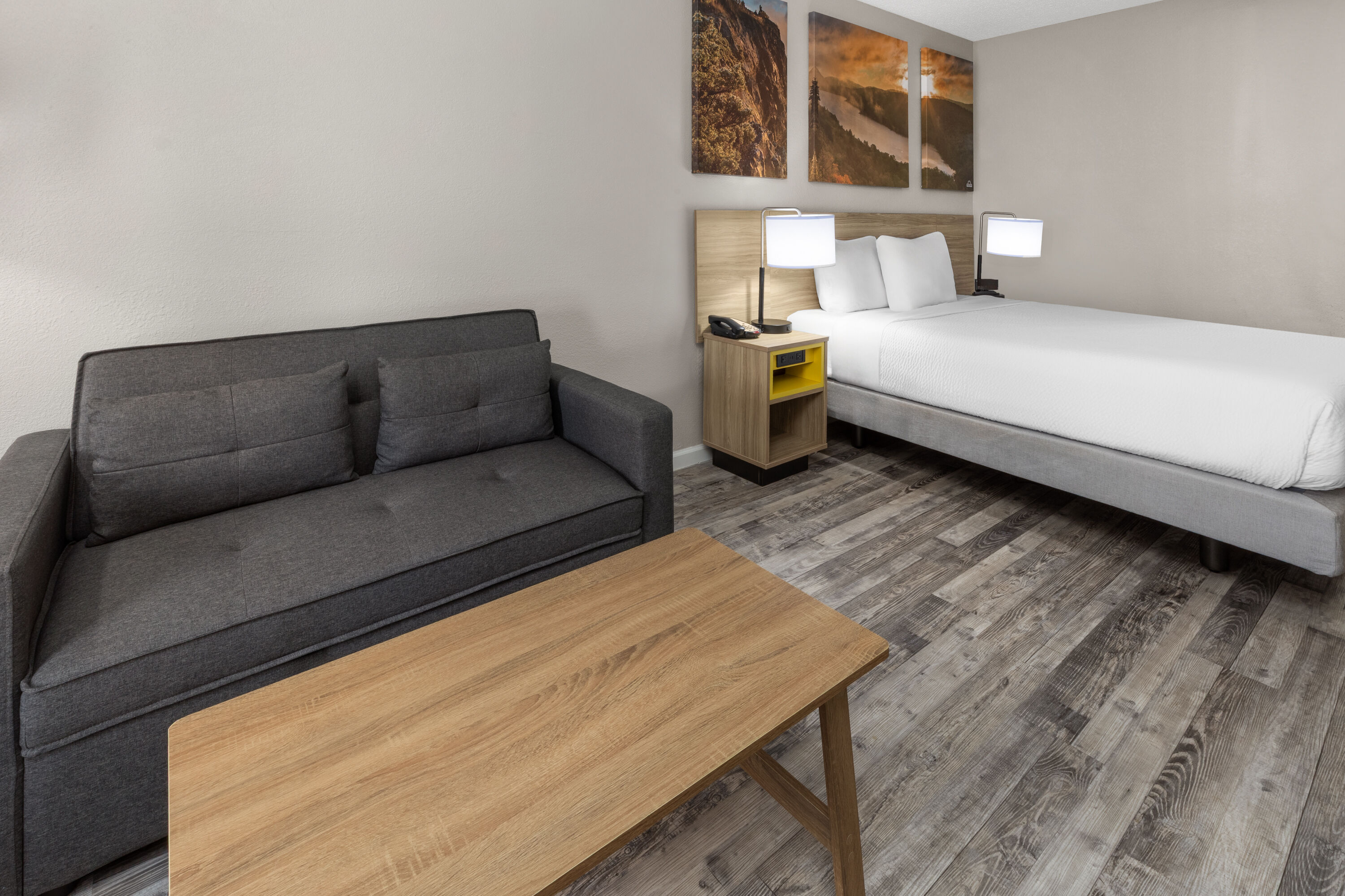 Guest room at the Days Inn by Wyndham Branson Ozarks in Branson, Missouri