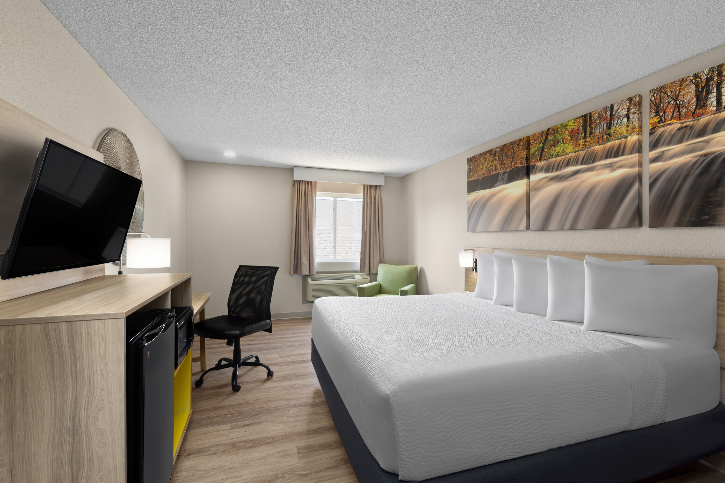 Days Inn By Wyndham Carthage Carthage Mo Hotels