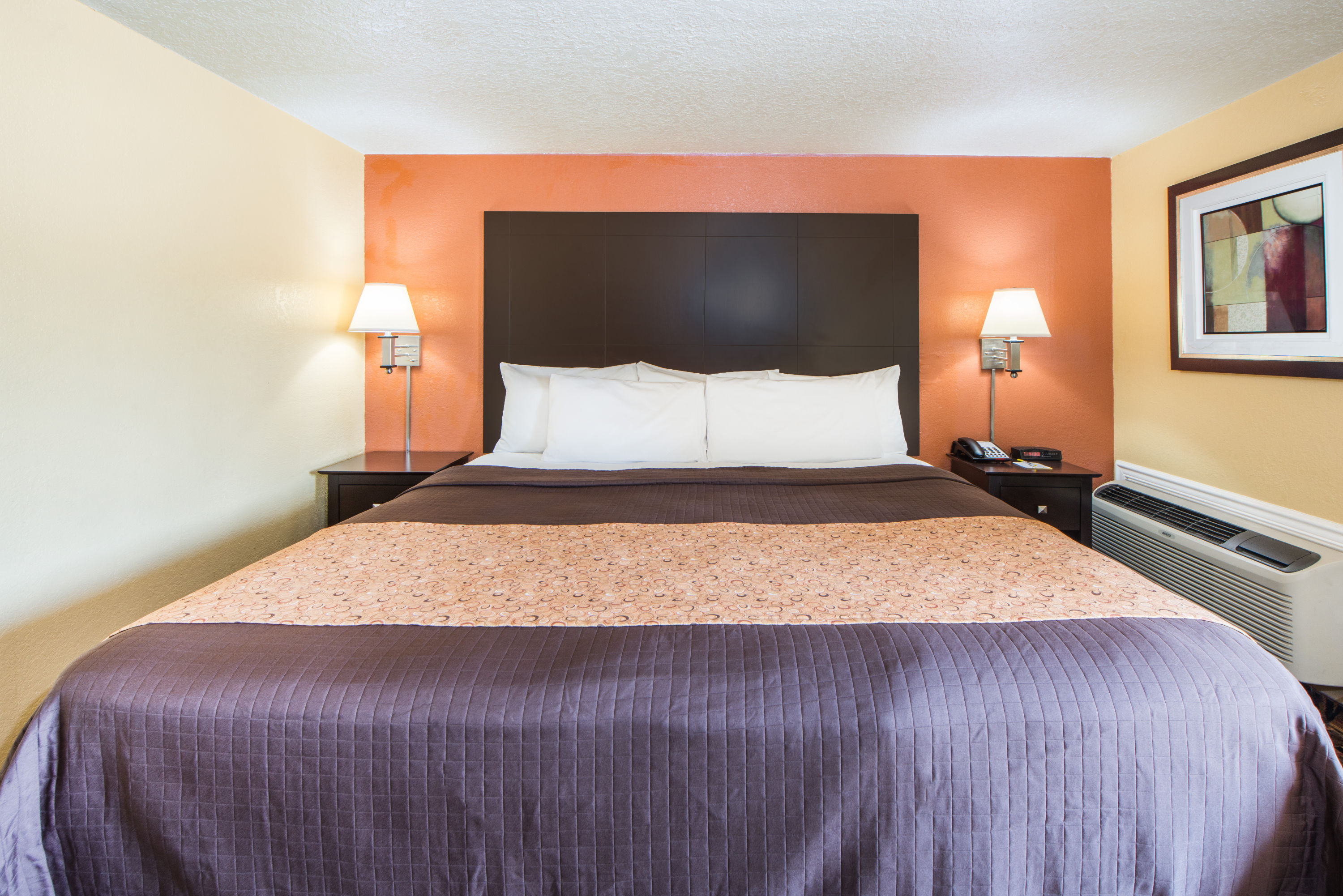 Guest room at the Days Inn by Wyndham Joplin in Joplin, Missouri