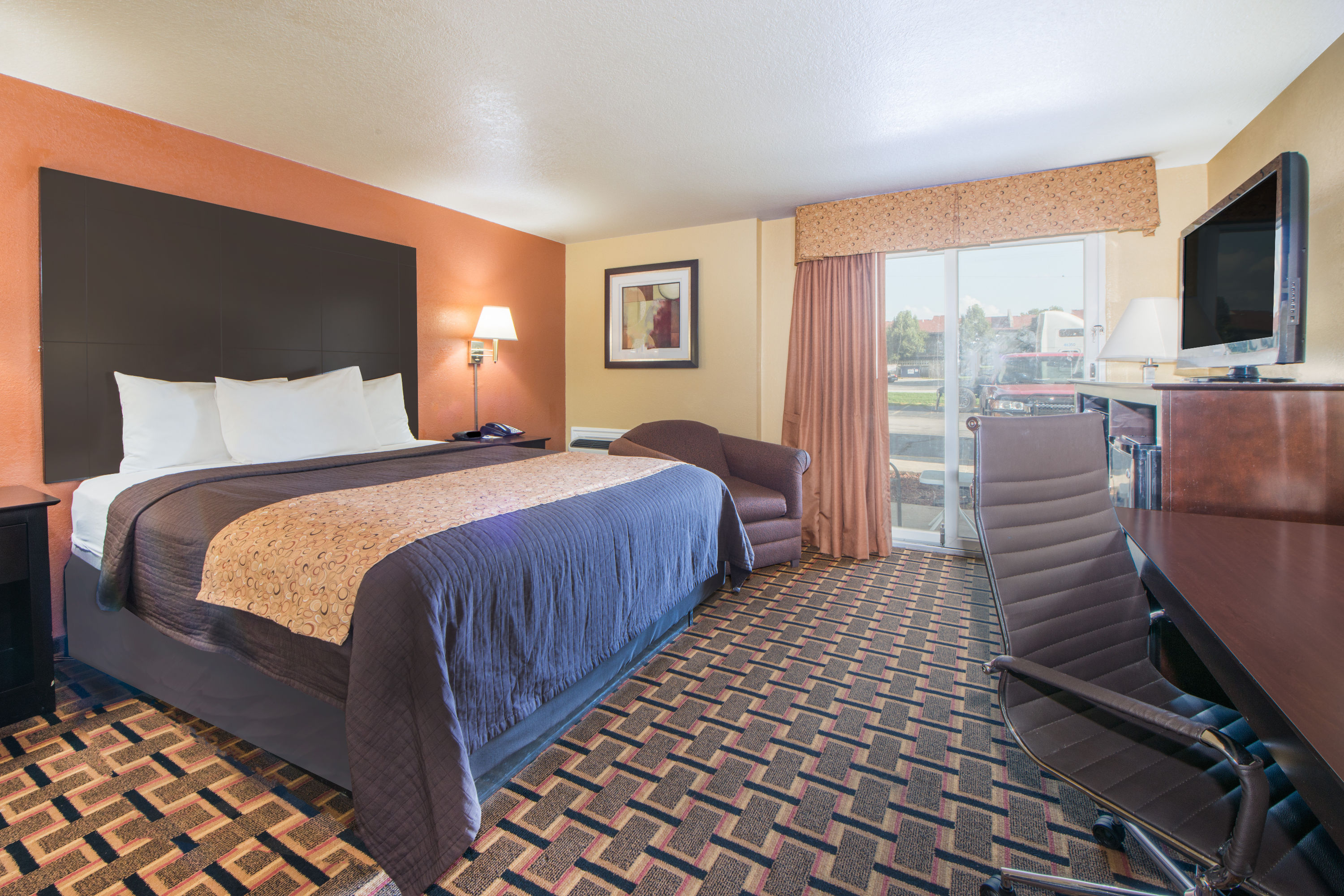 Days Inn By Wyndham Joplin Joplin Mo Hotels