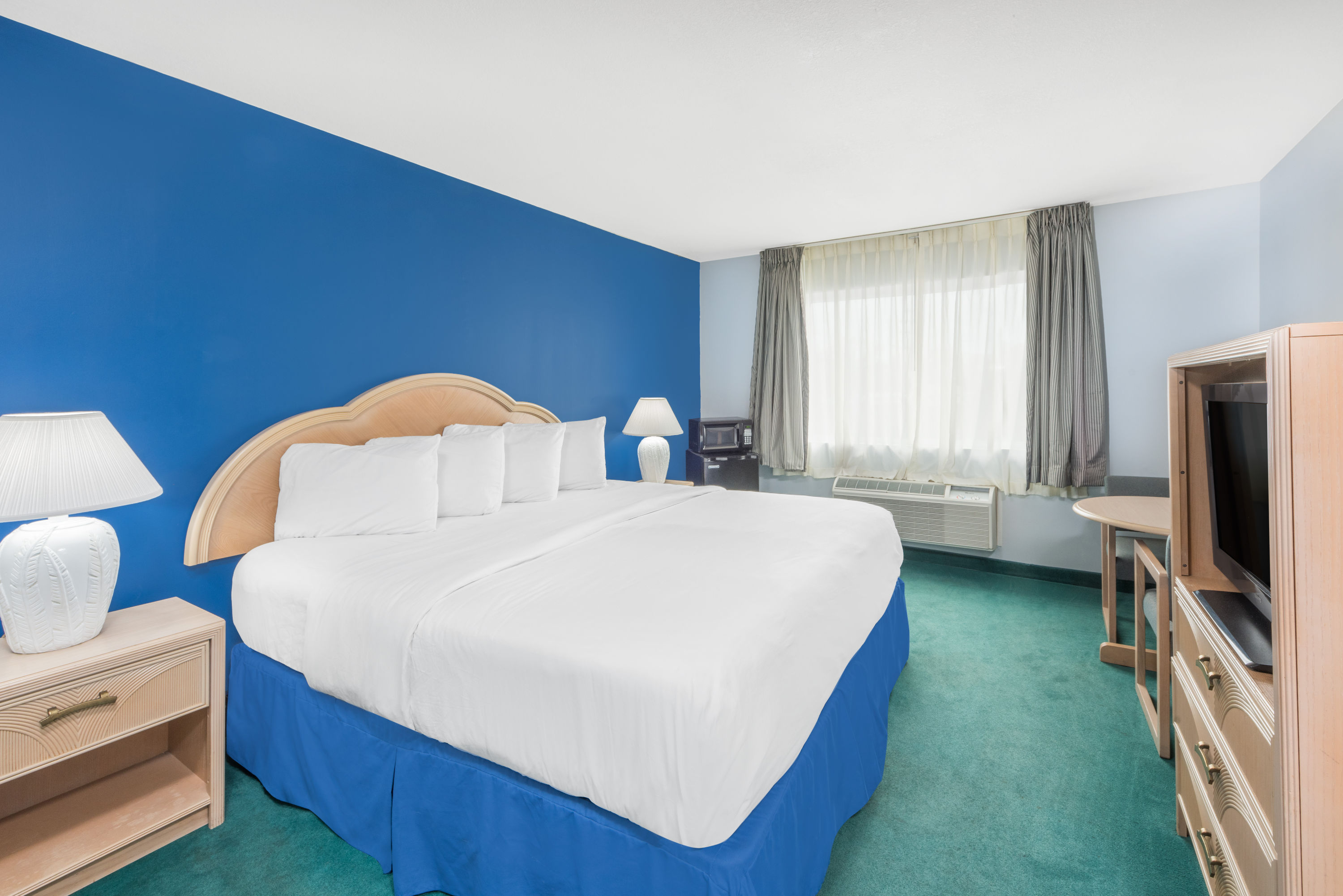 Days Inn By Wyndham Osage Beach Lake Of The Ozarks Osage
