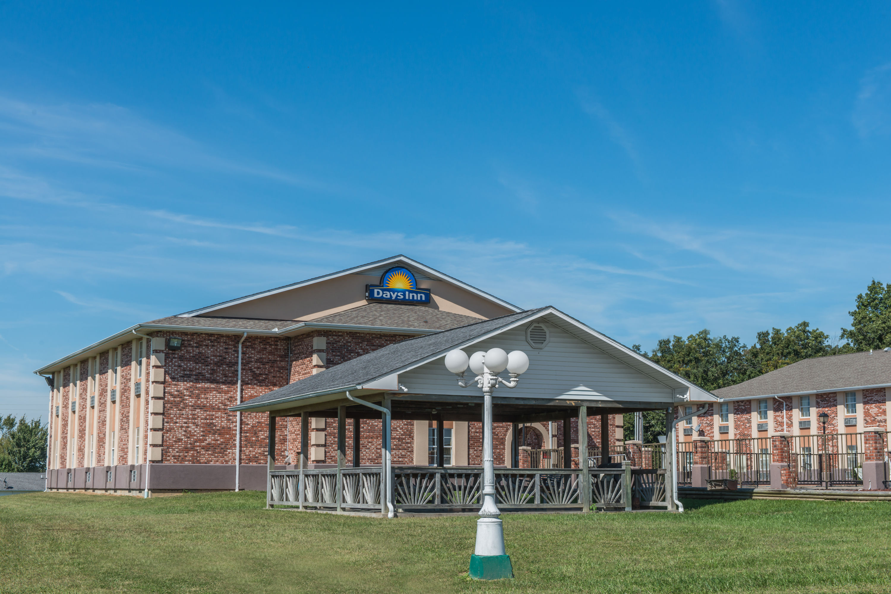 Days Inn by Wyndham Perryville Perryville, MO Hotels