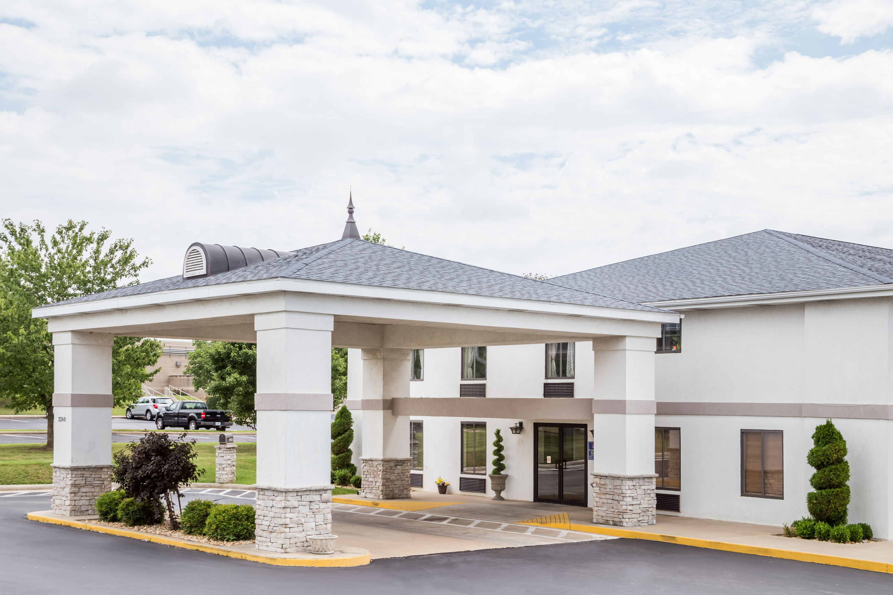 Days Inn Wyndham Battlefield Rd Hwy Springfield  Hotels