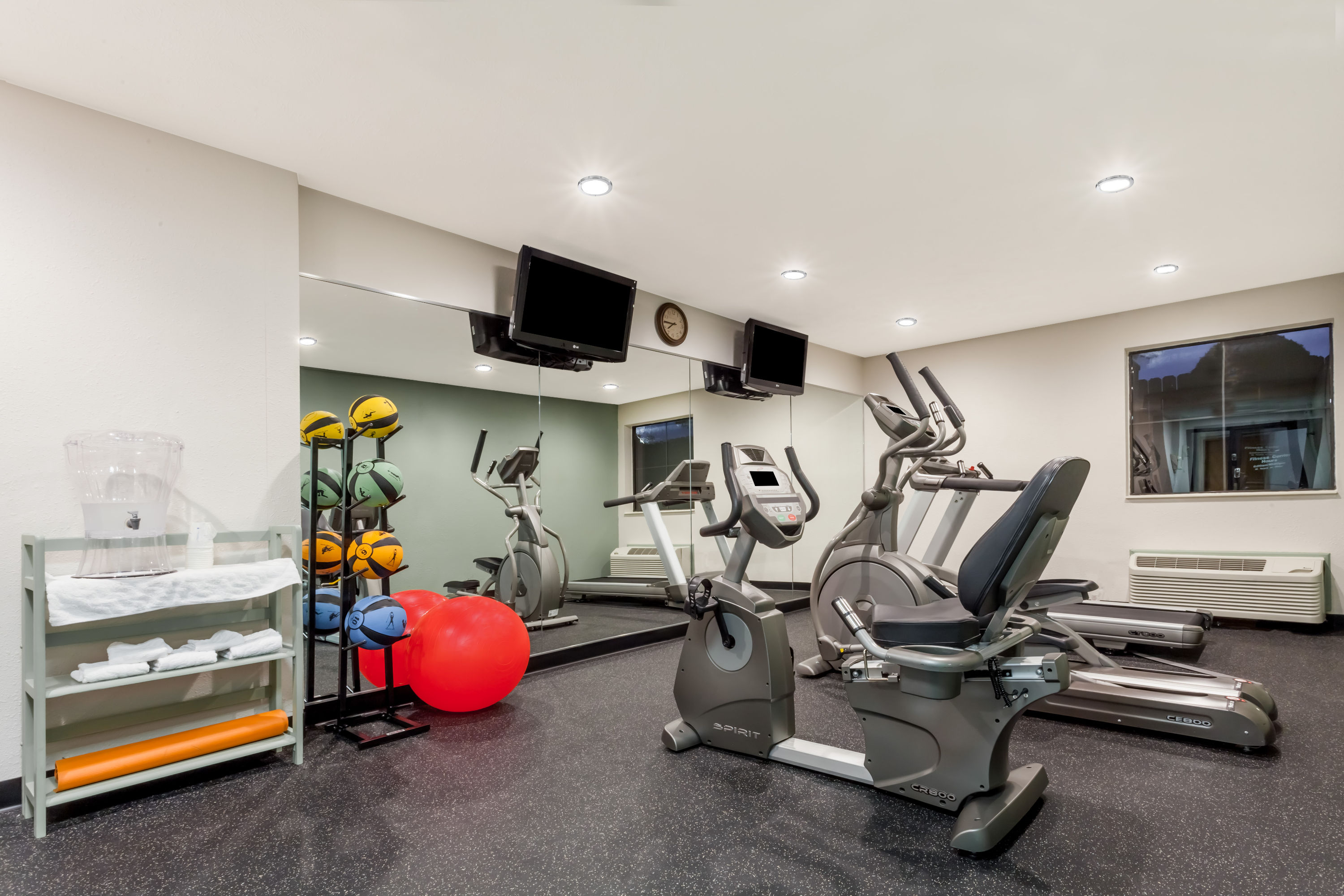 Fitness room at Days Inn Springfield South in Springfield, Missouri