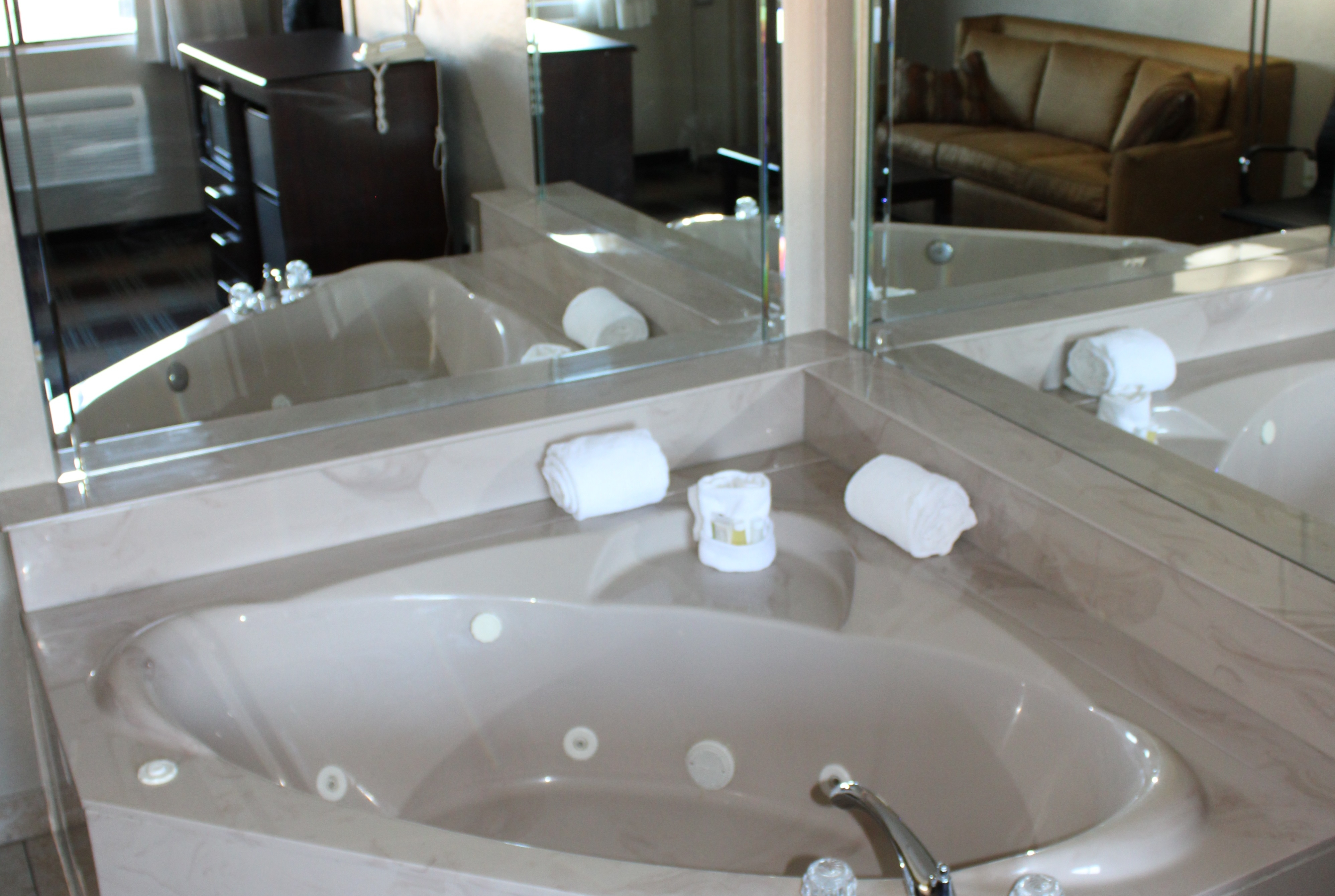 Guest room at the Days Inn & Suites by Wyndham Springfield on I-44 in Springfield, Missouri