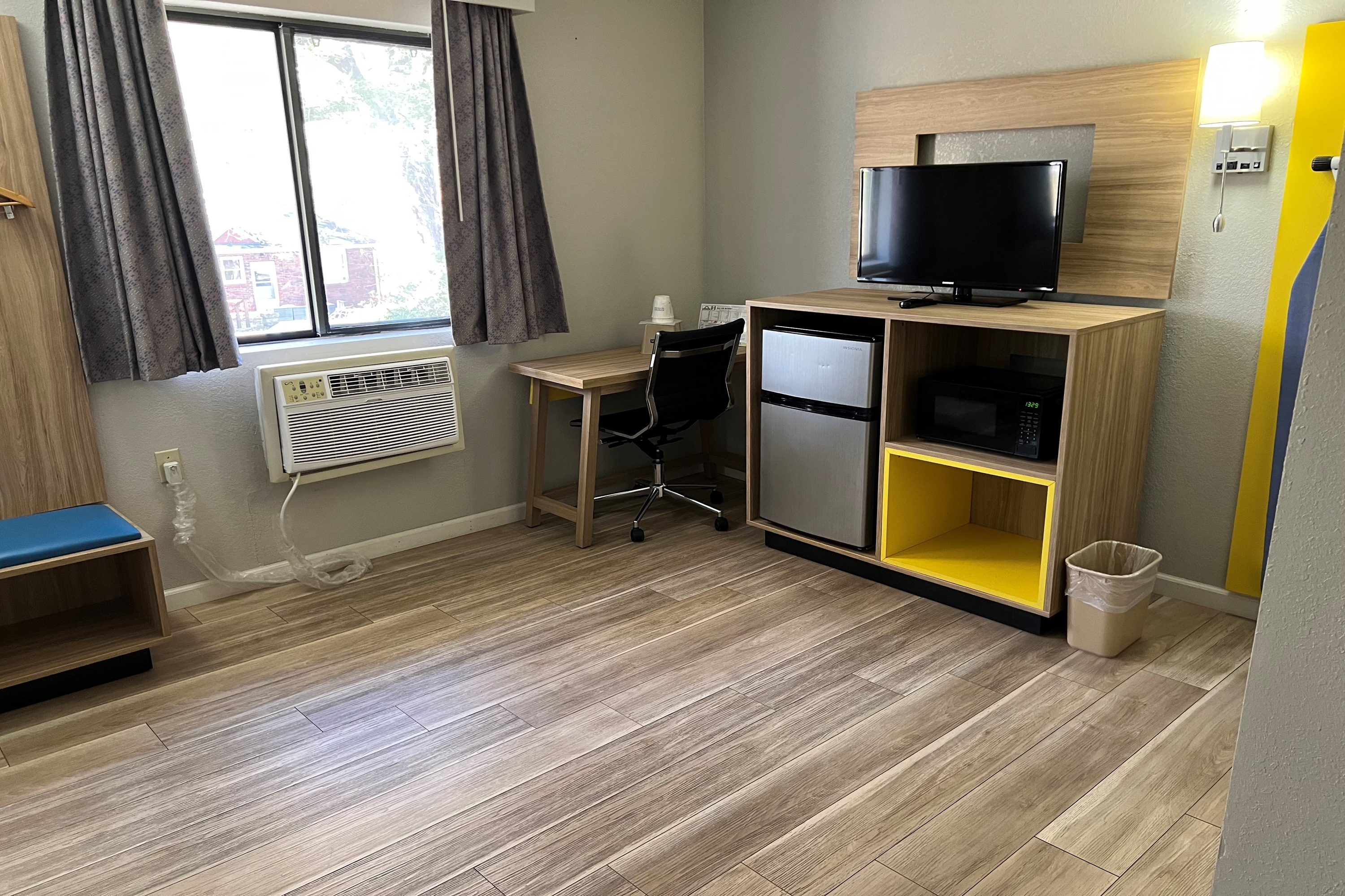 Guest room at the Days Inn by Wyndham Warrensburg in Warrensburg, Missouri