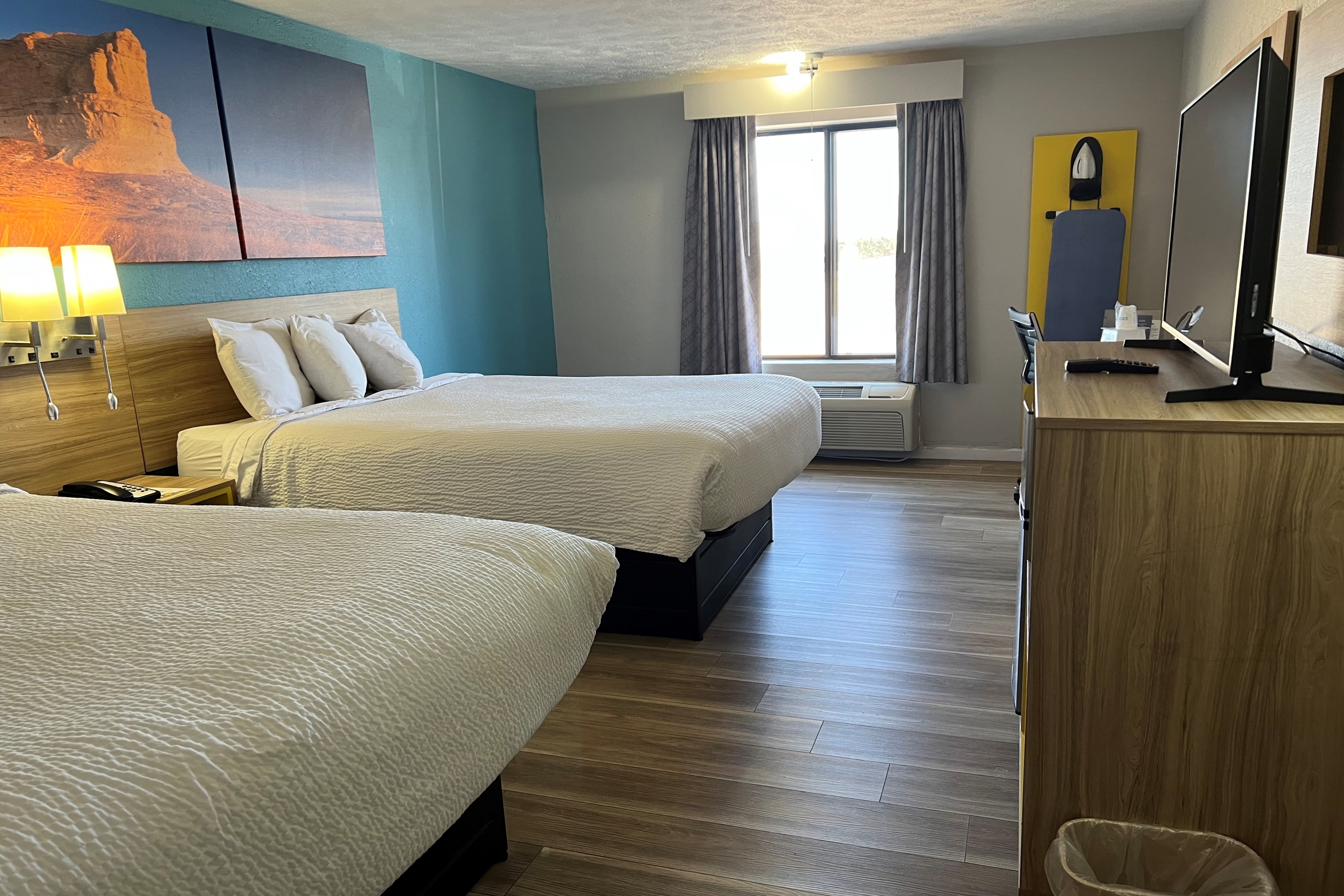 Guest room at the Days Inn by Wyndham Warrensburg in Warrensburg, Missouri