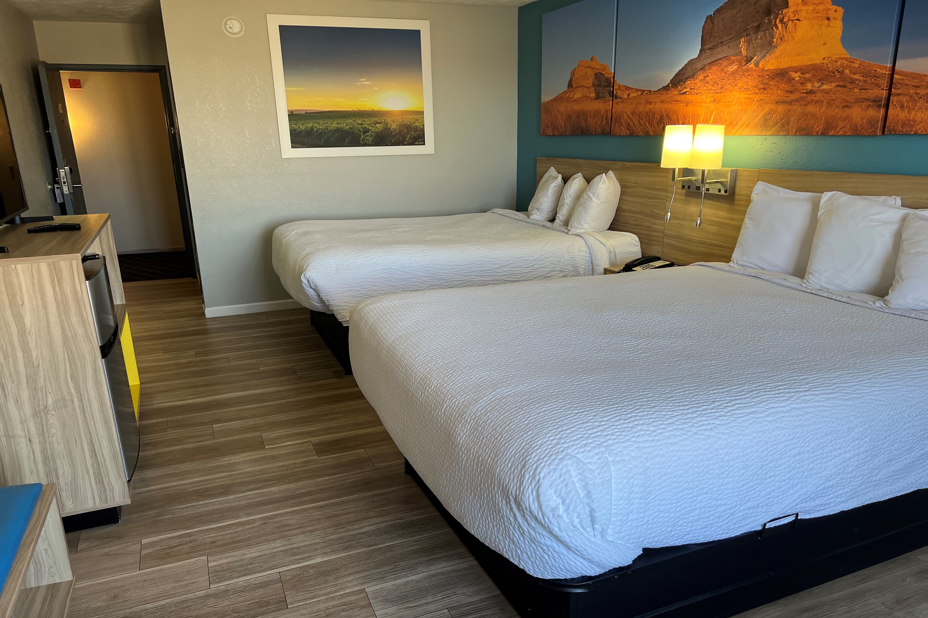 Guest room at the Days Inn by Wyndham Warrensburg in Warrensburg, Missouri