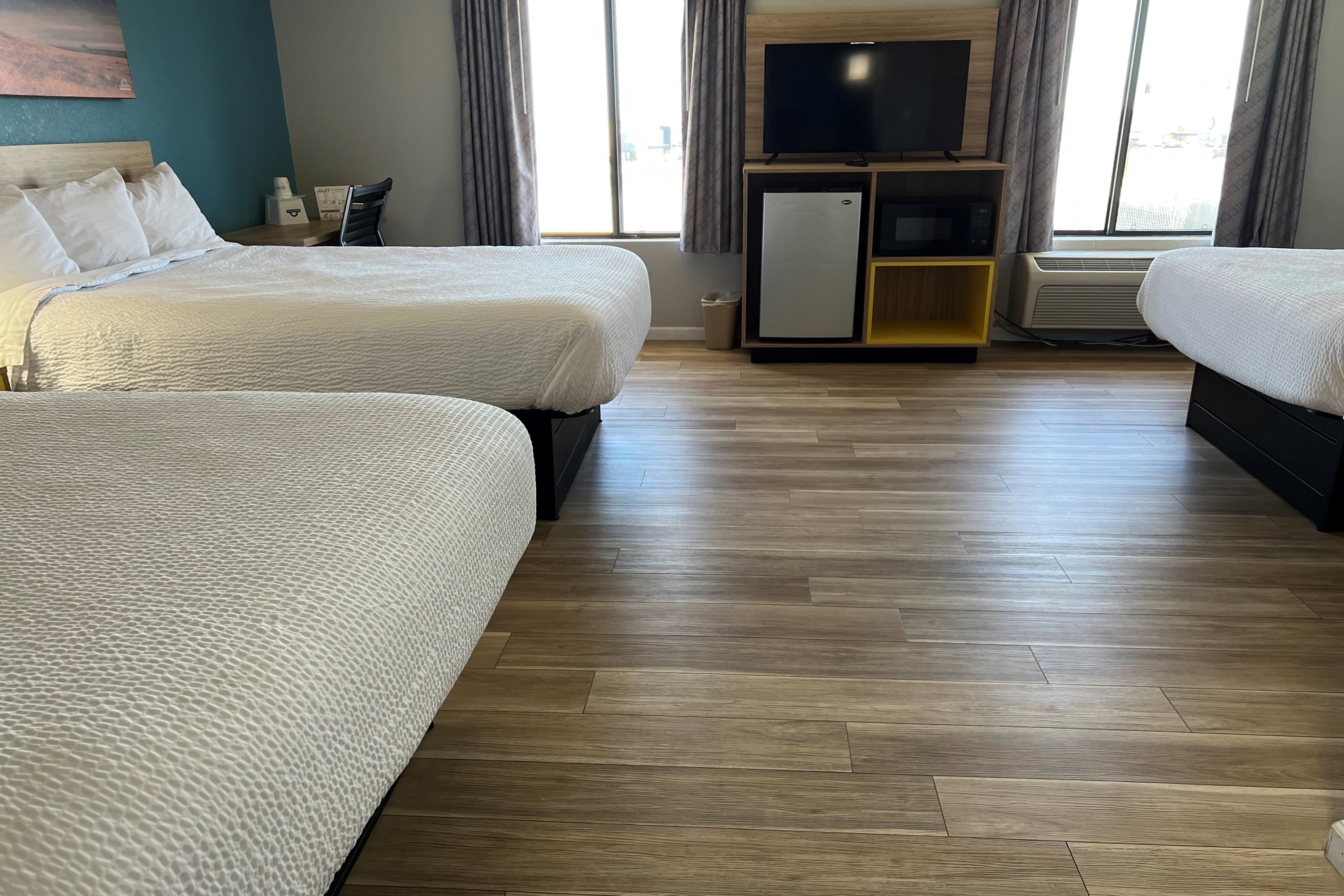 Guest room at the Days Inn by Wyndham Warrensburg in Warrensburg, Missouri