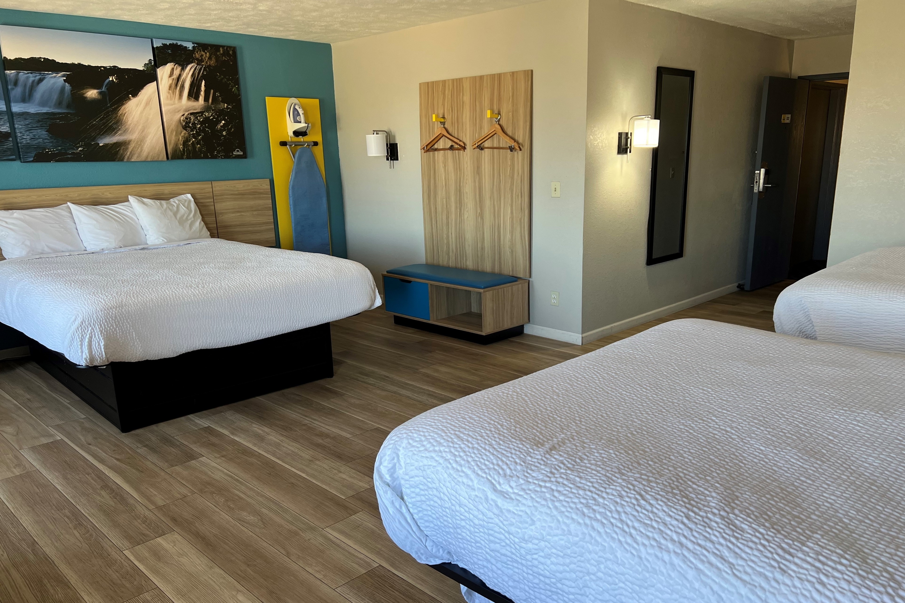 Guest room at the Days Inn by Wyndham Warrensburg in Warrensburg, Missouri