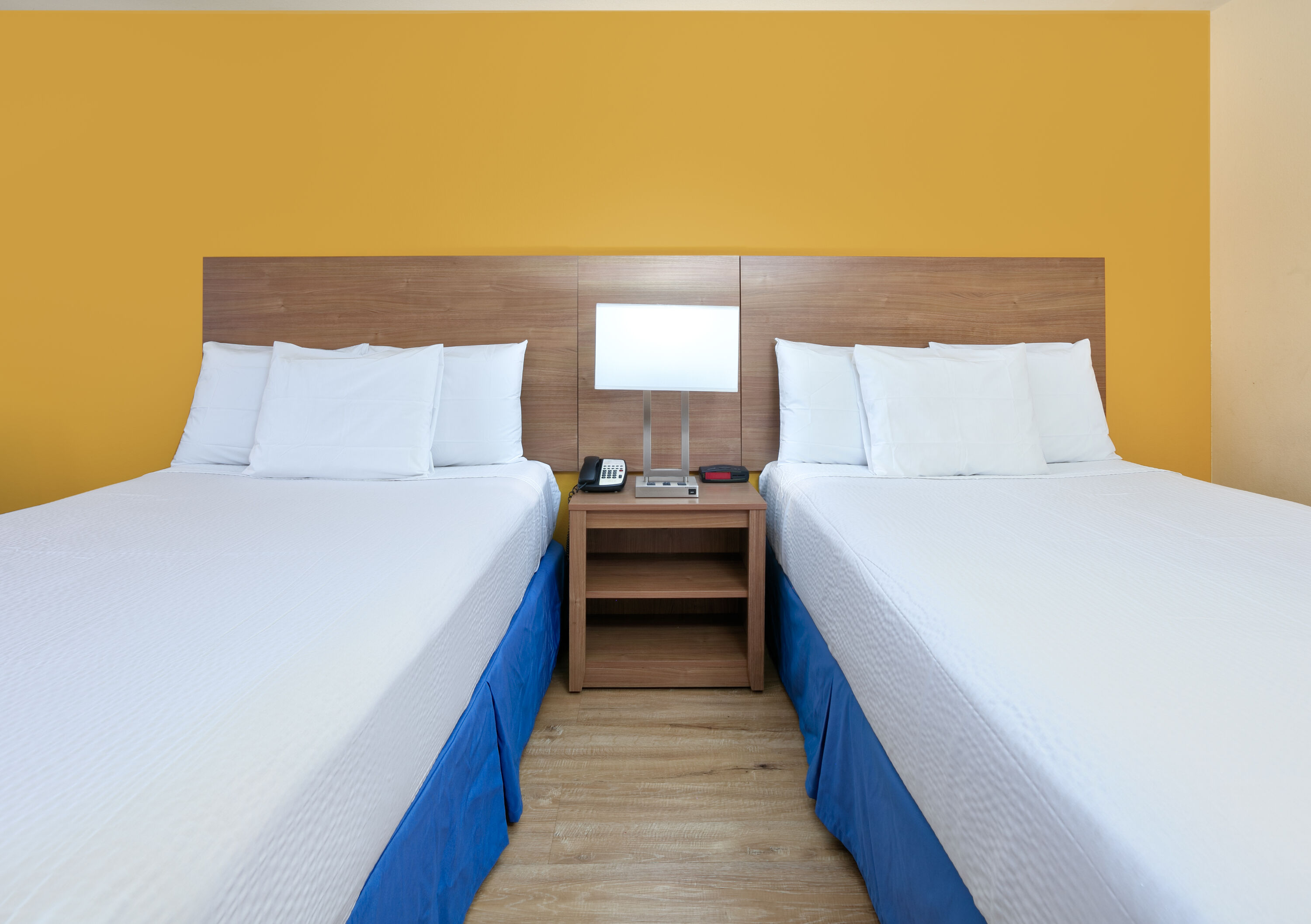 Guest room at the Days Inn by Wyndham Batesville in Batesville, Mississippi