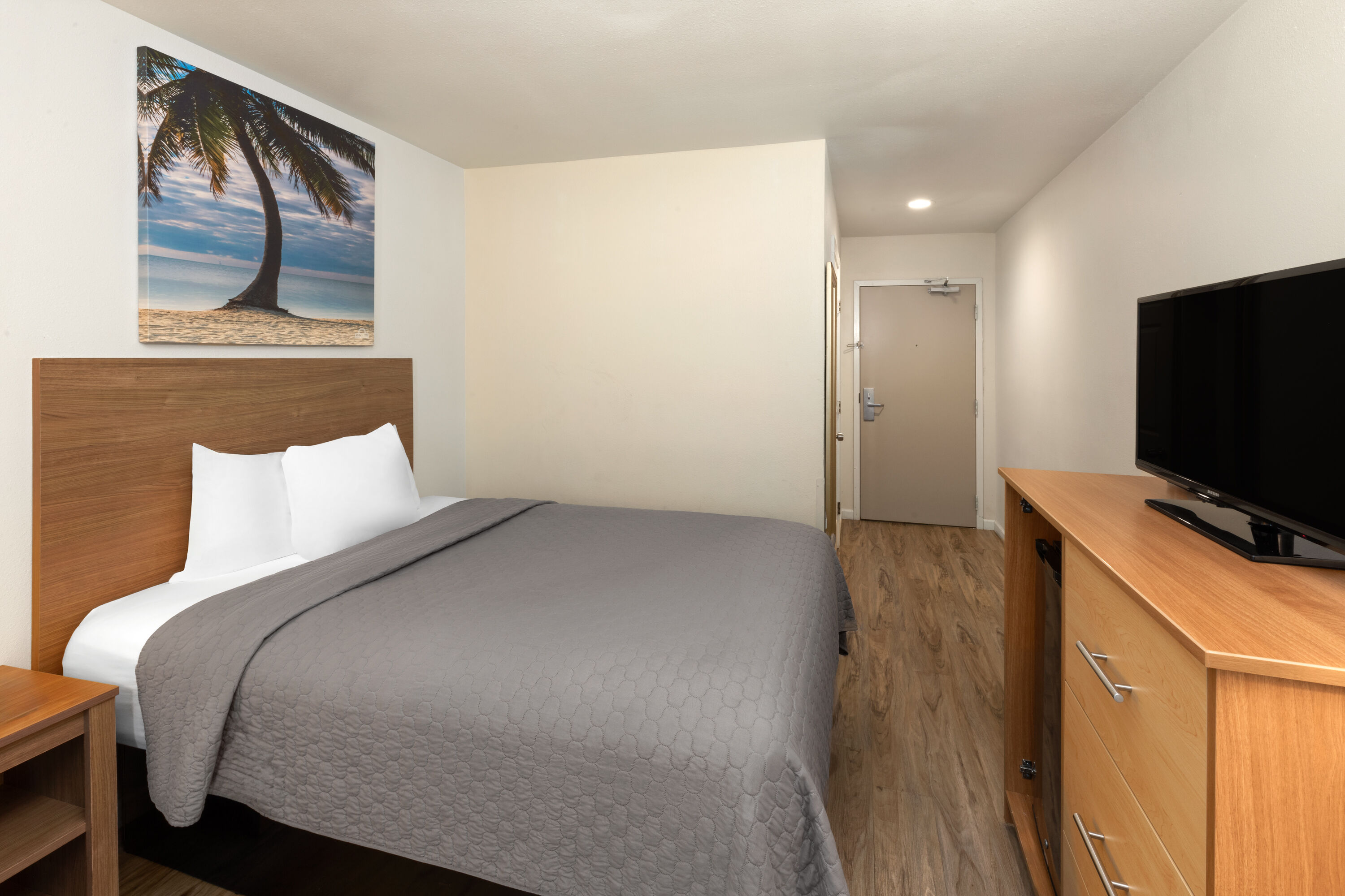 Guest room at the Days Inn by Wyndham Biloxi Beach in Biloxi, Mississippi