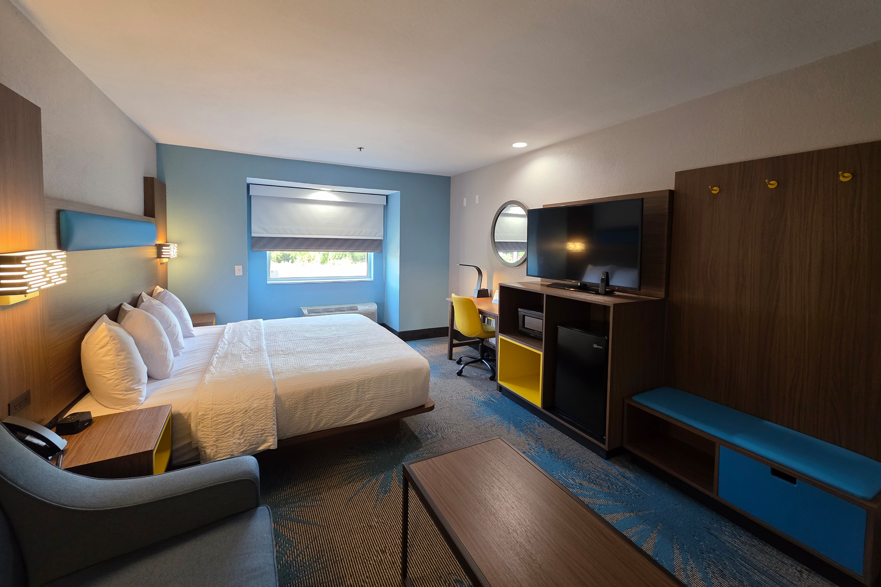 Guest room at the Days Inn & Suites by Wyndham Brandon Amphitheater in Brandon, Mississippi