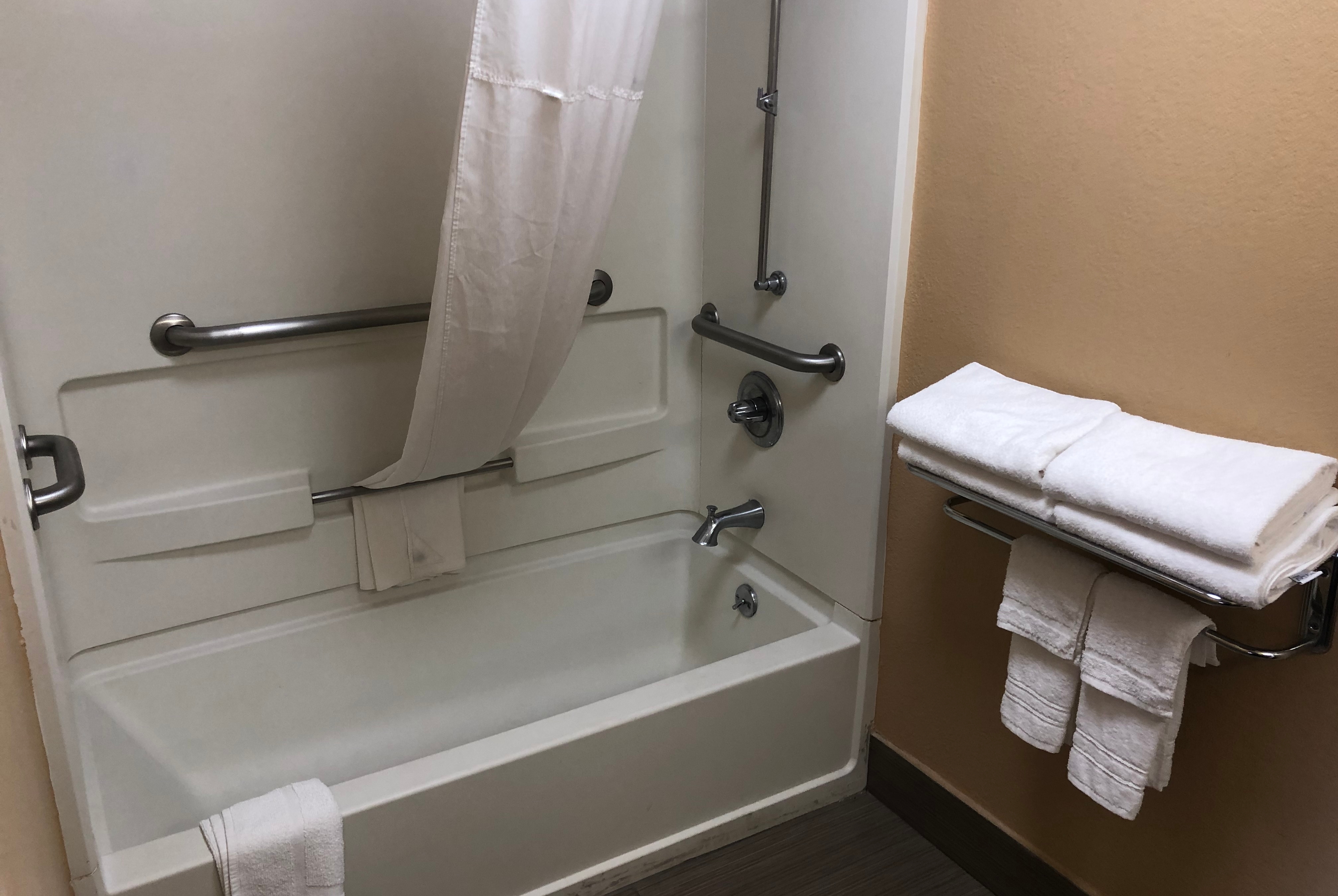 Guest room at the Days Inn by Wyndham Columbus in Columbus, Mississippi