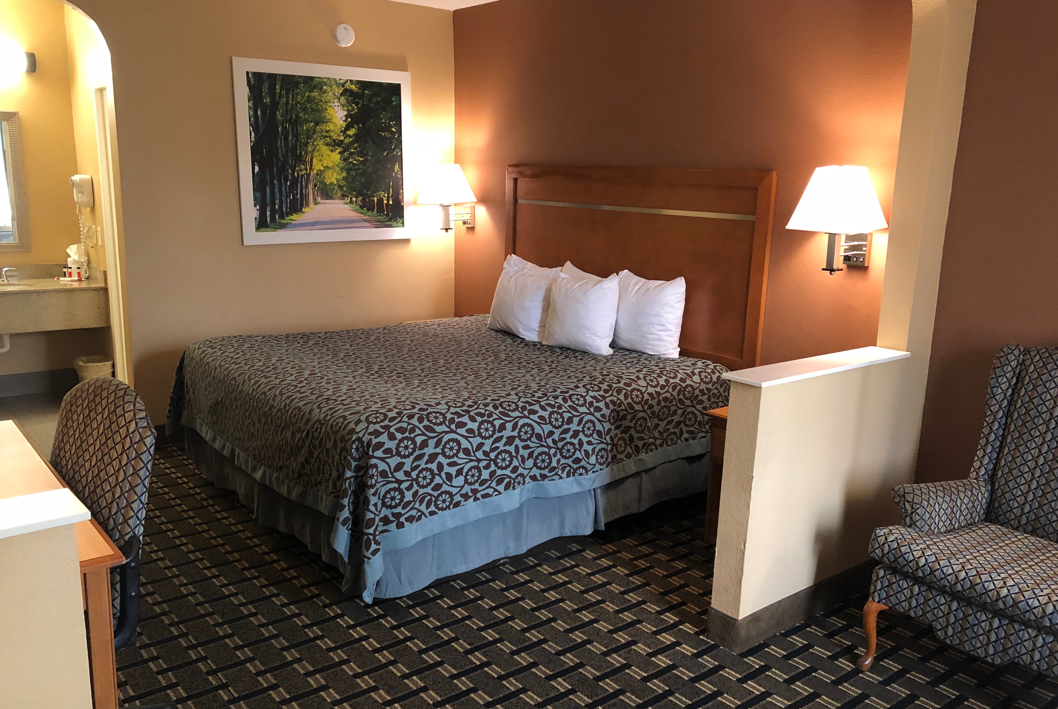 Guest room at the Days Inn by Wyndham Columbus in Columbus, Mississippi