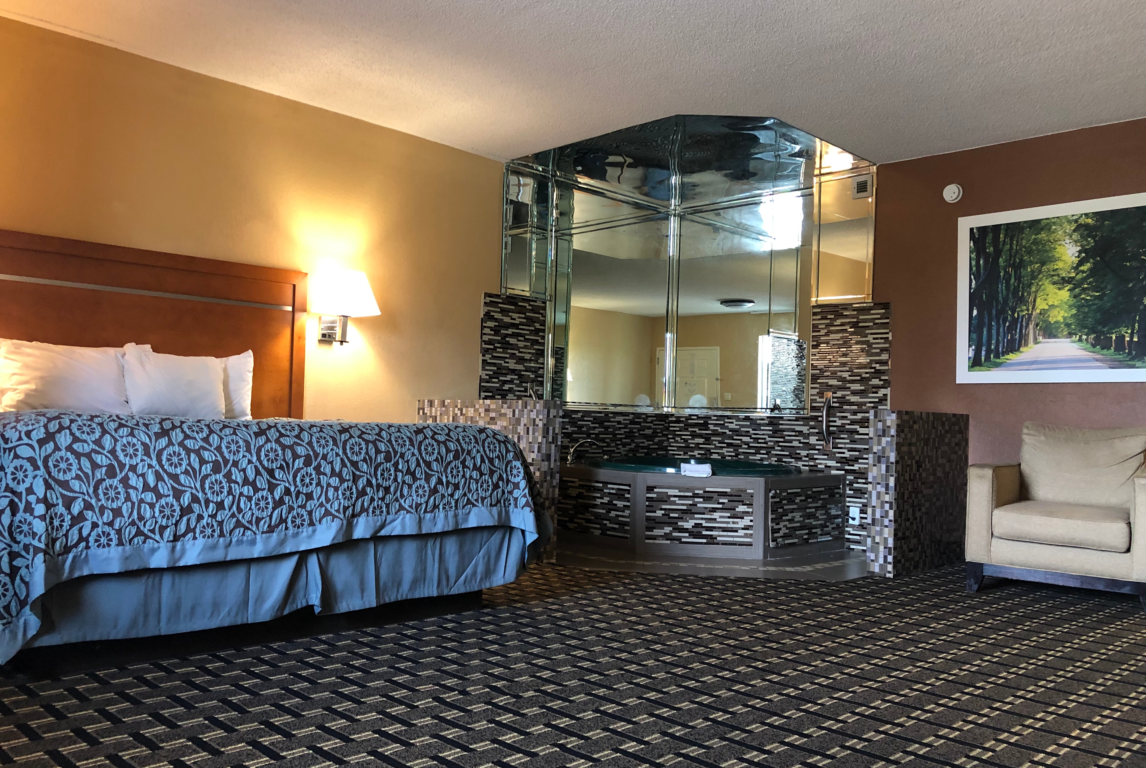 Guest room at the Days Inn by Wyndham Columbus in Columbus, Mississippi
