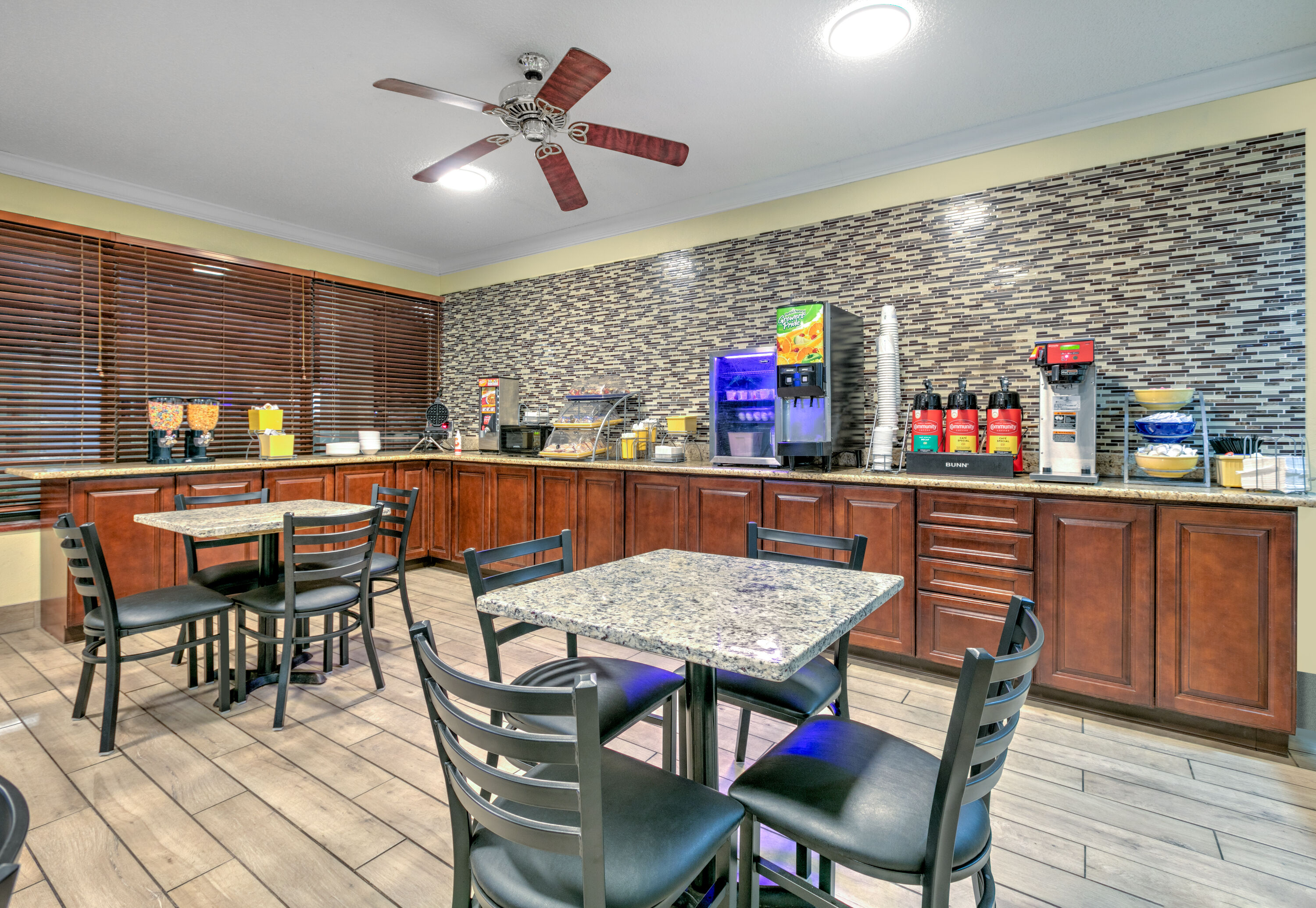 Free breakfast at Days Inn by Wyndham Greenville MS in Greenville, Mississippi