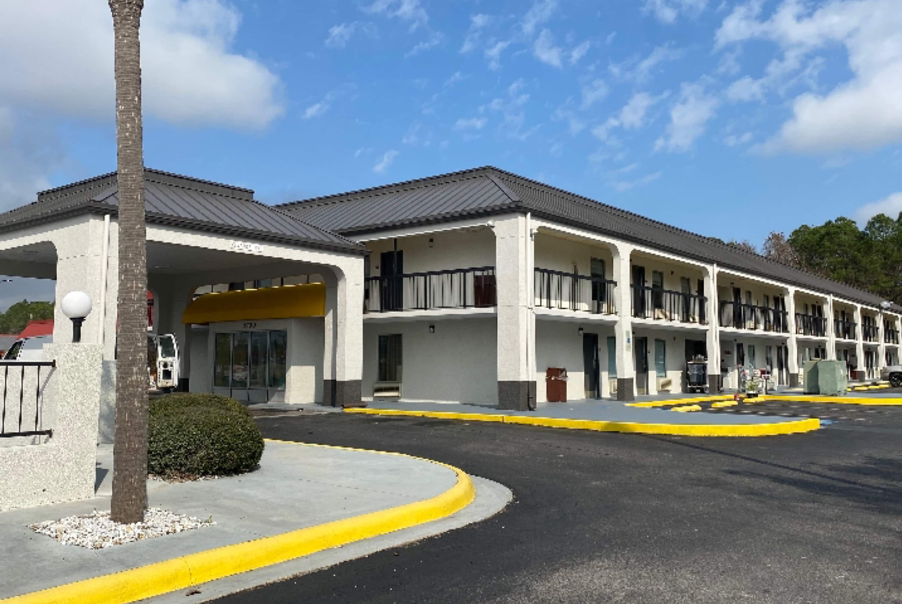 Days Inn by Wyndham Moss Point Pascagoula Moss Point, MS Hotels