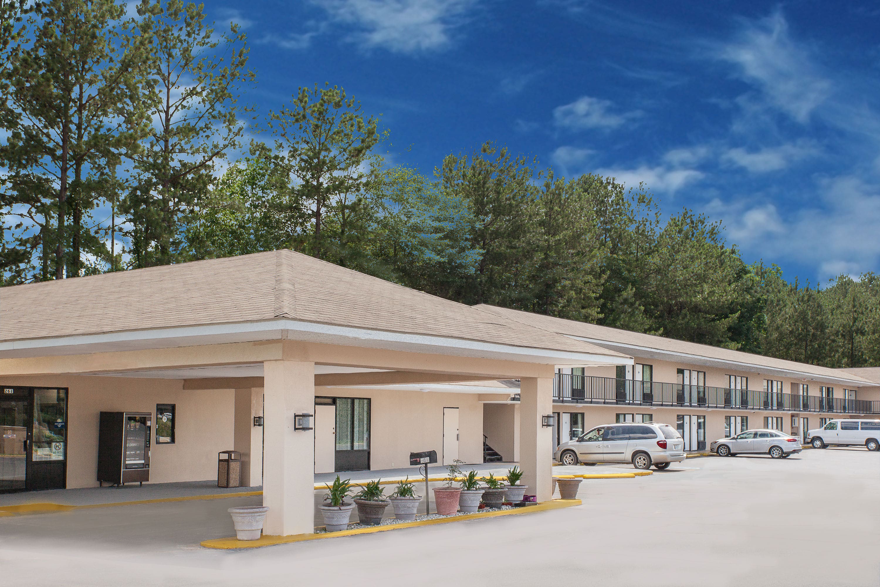 Days Inn by Wyndham Newton Newton, MS Hotels