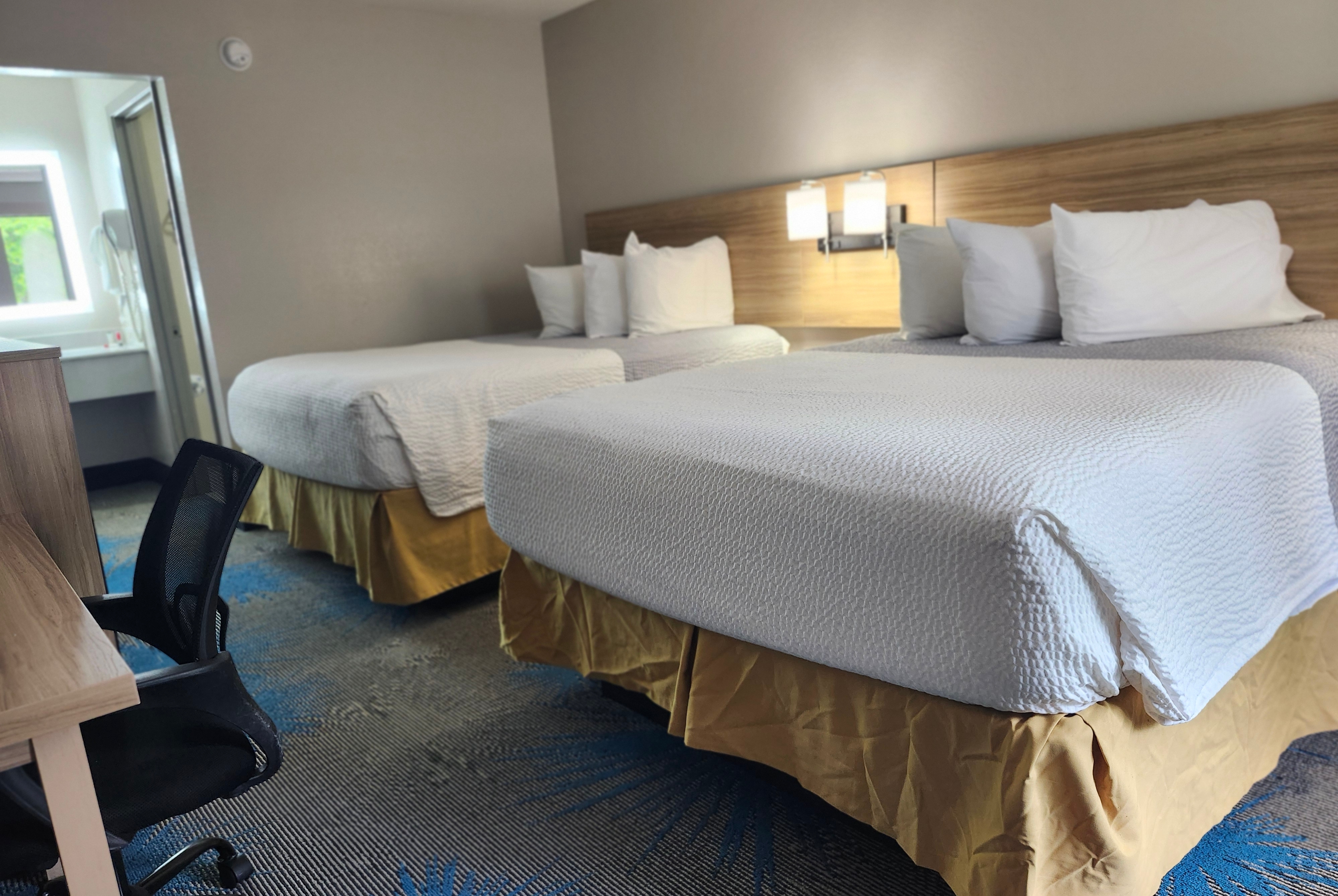 Guest room at the Days Inn by Wyndham Ocean Springs in Ocean Springs, Mississippi