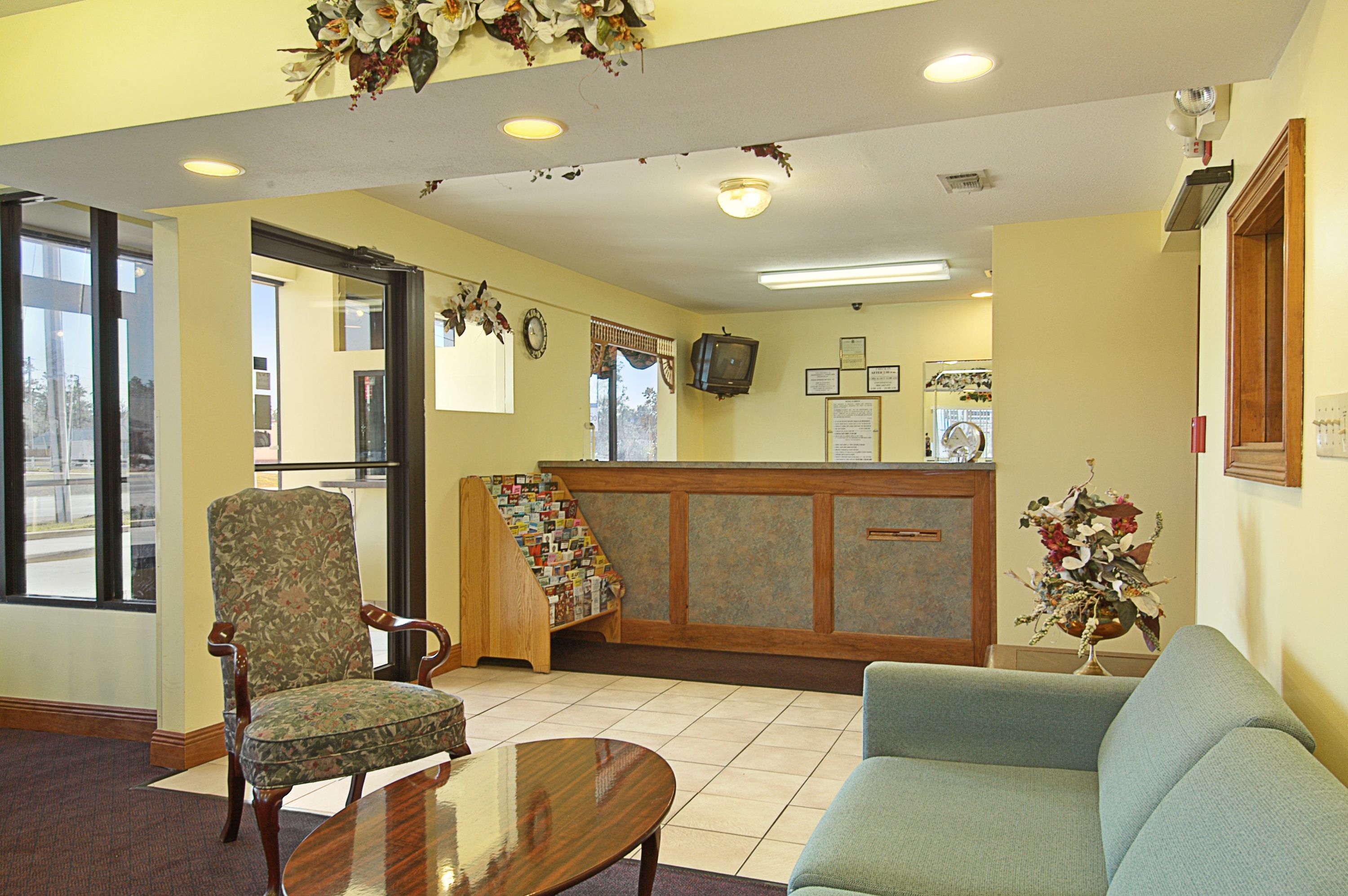 Days Inn By Wyndham Ocean Springs Ocean Springs Ms Hotels