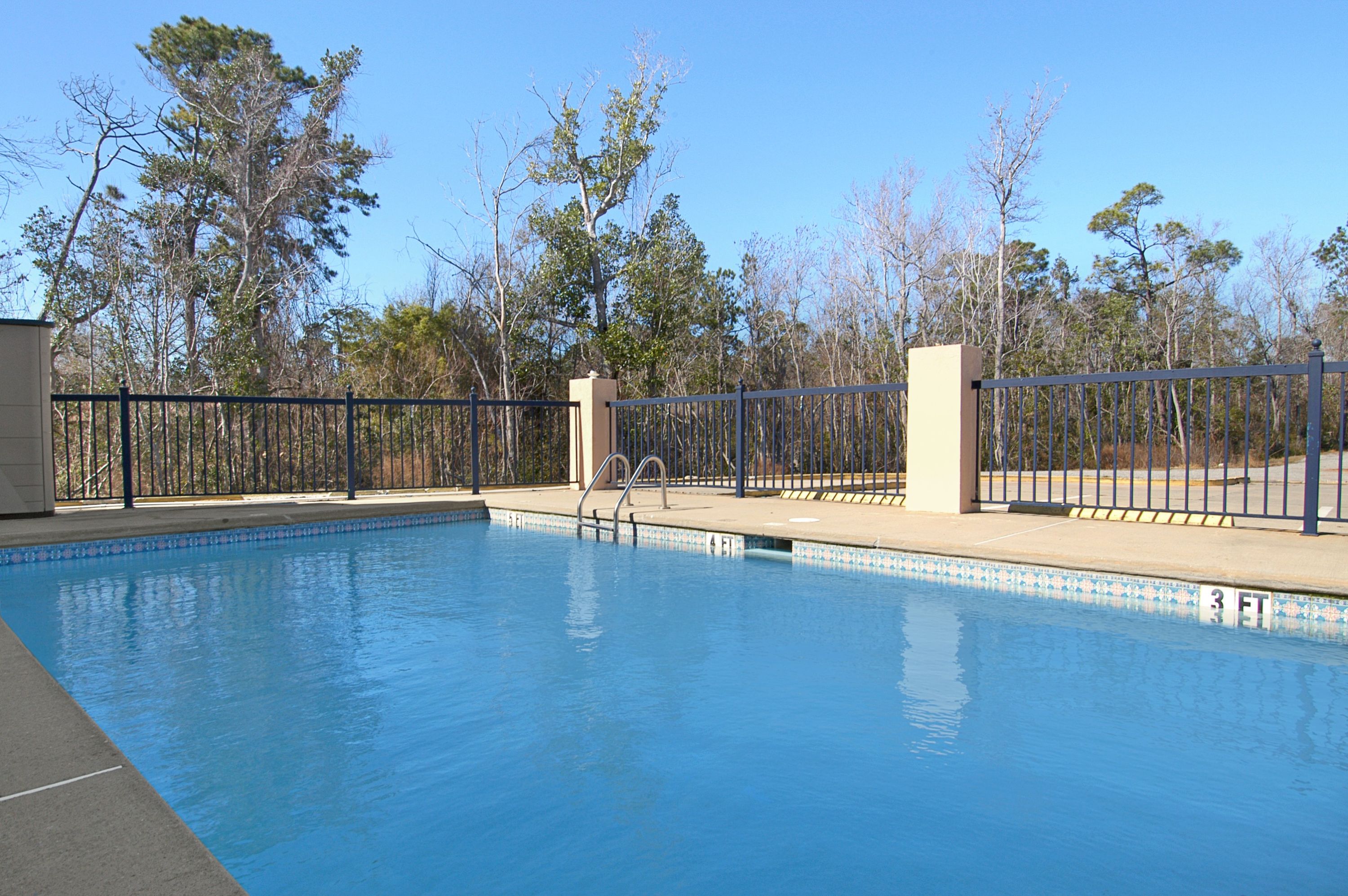 Days Inn By Wyndham Ocean Springs Ocean Springs Ms Hotels