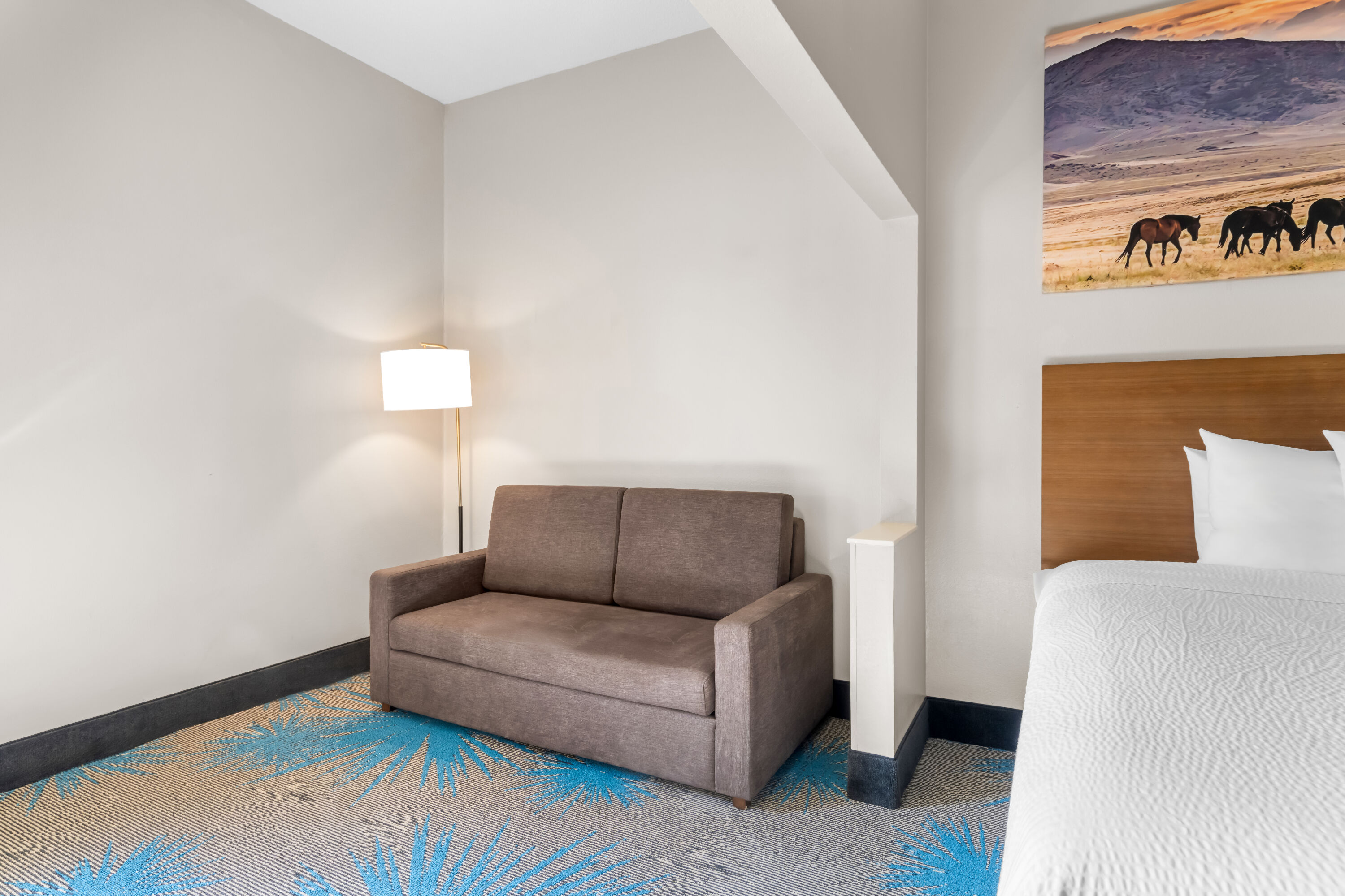 Days Inn & Suites by Wyndham Ridgeland suite in Ridgeland, Mississippi