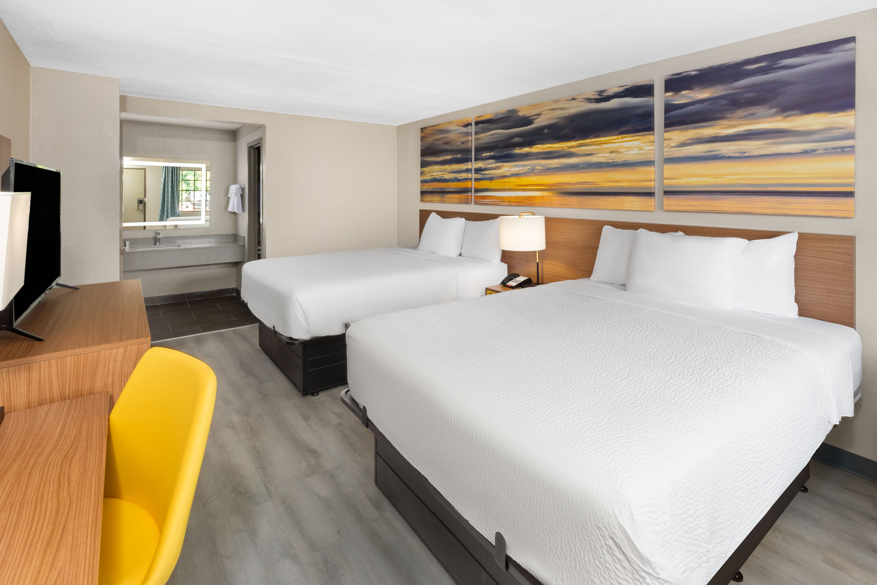 Guest room at the Days Inn & Suites by Wyndham Vicksburg in Vicksburg, Mississippi