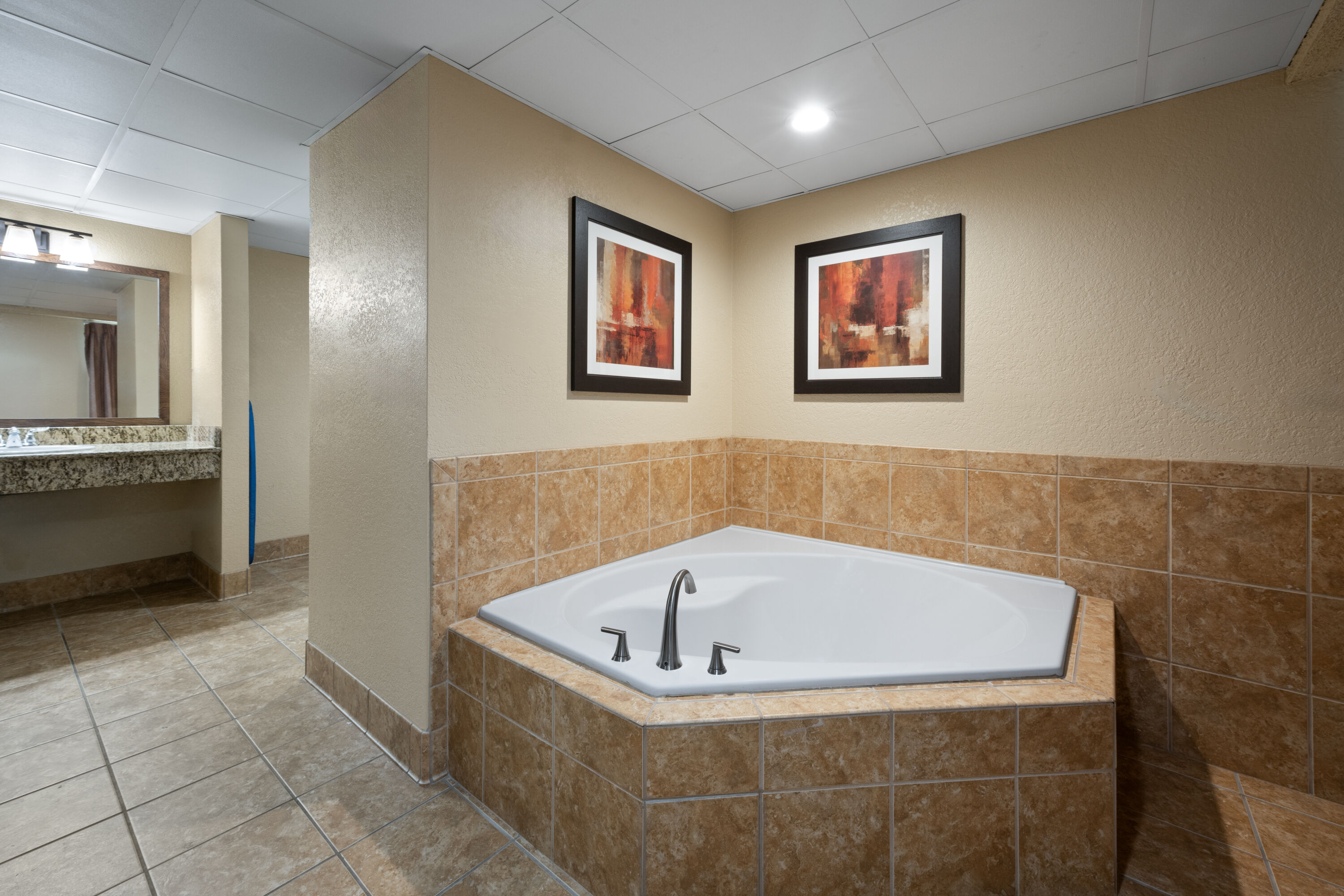 Days Inn & Suites by Wyndham Bozeman hot tub suite in Bozeman, Montana