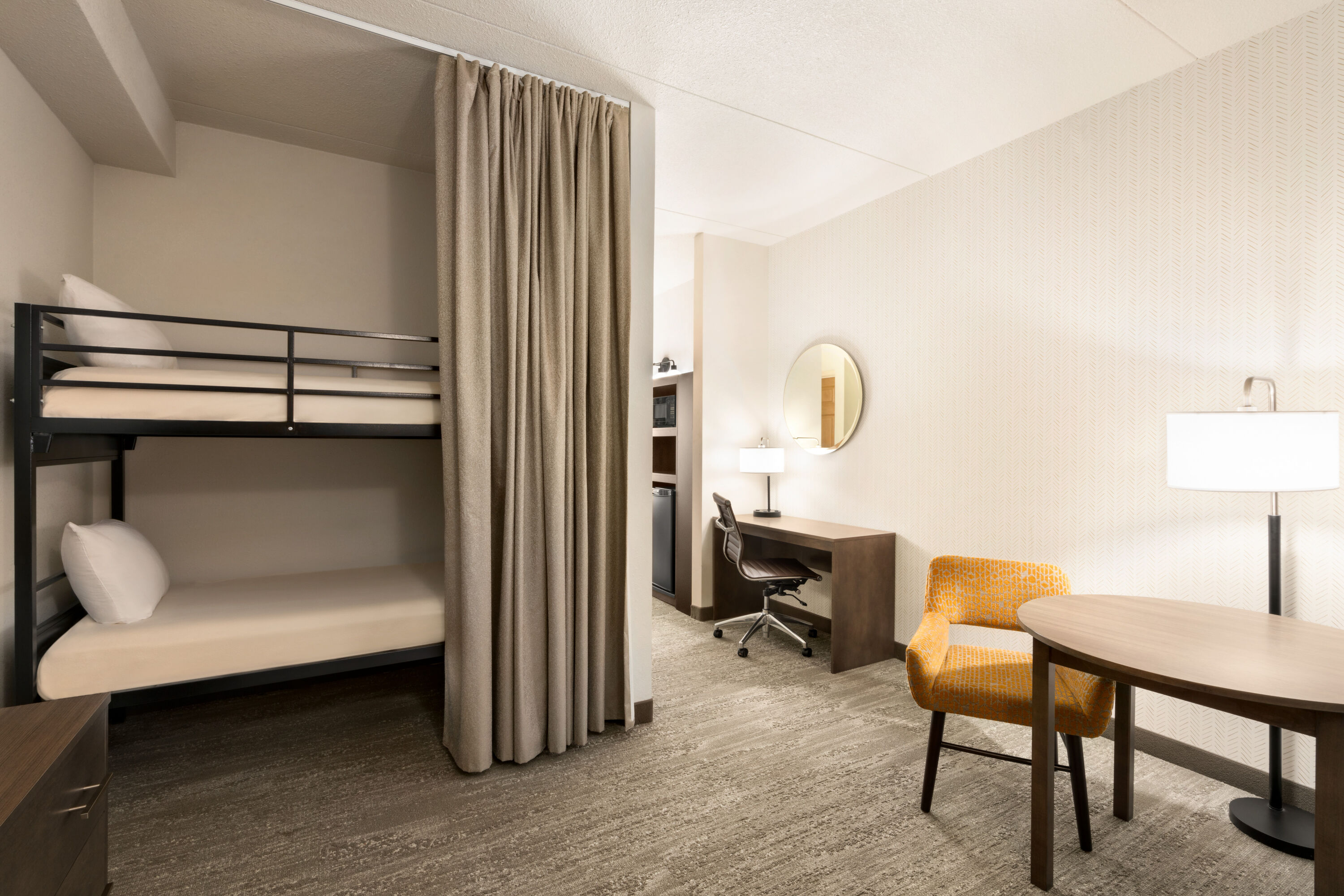 Days Inn & Suites by Wyndham Bozeman suite in Bozeman, Montana