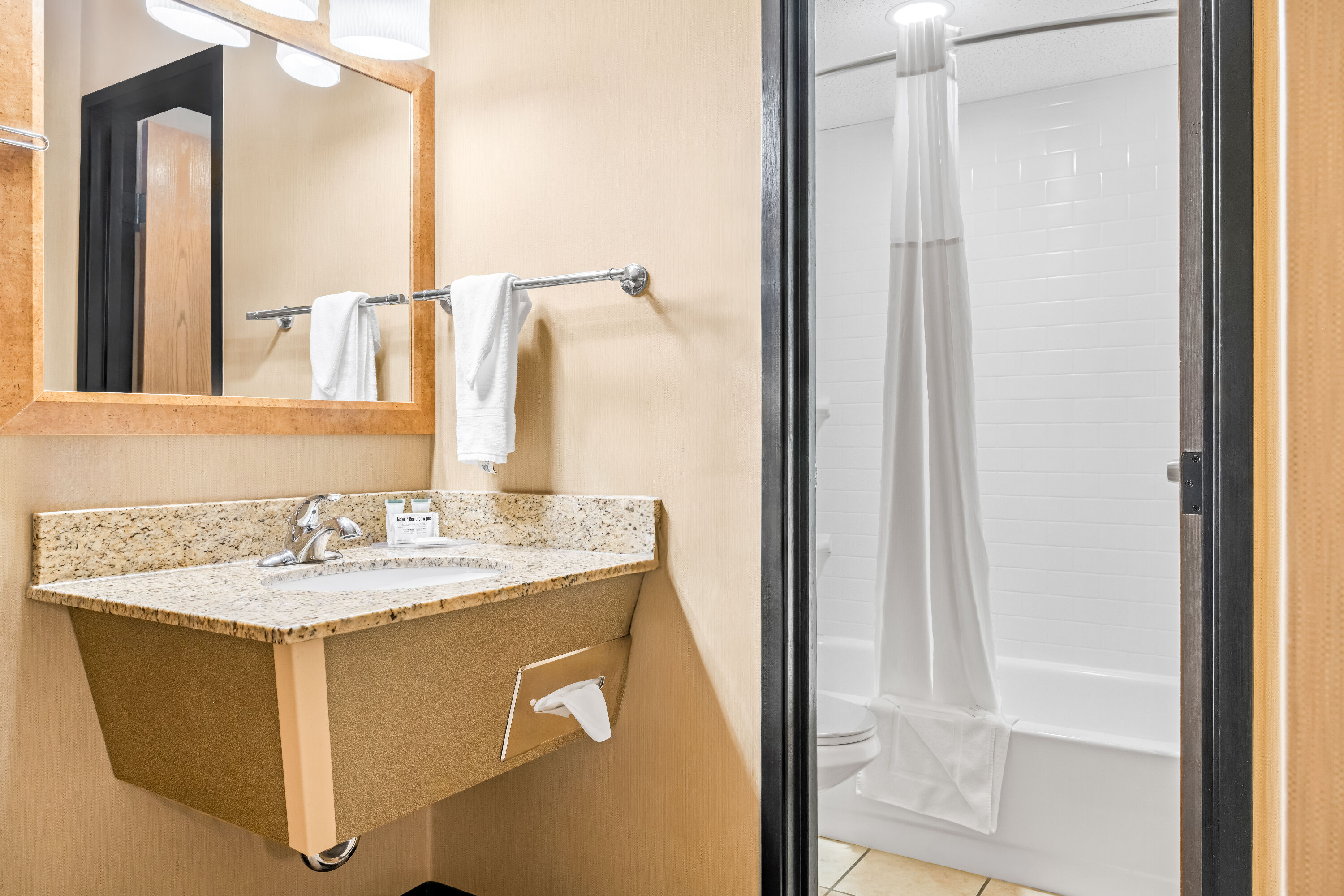Guest room bath at the Days Inn by Wyndham Helena in Helena, Montana
