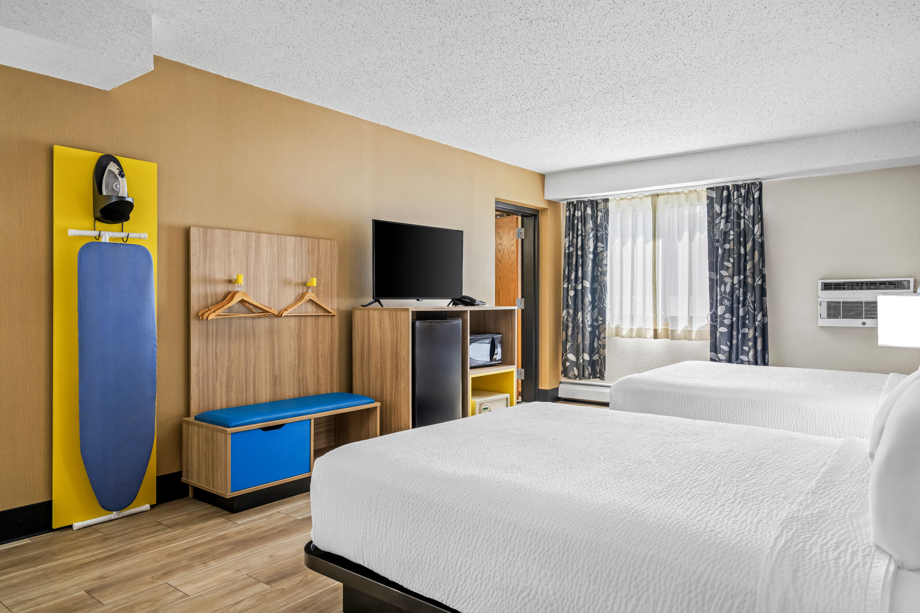 Double bed guest room at the Days Inn by Wyndham Helena in Helena, Montana