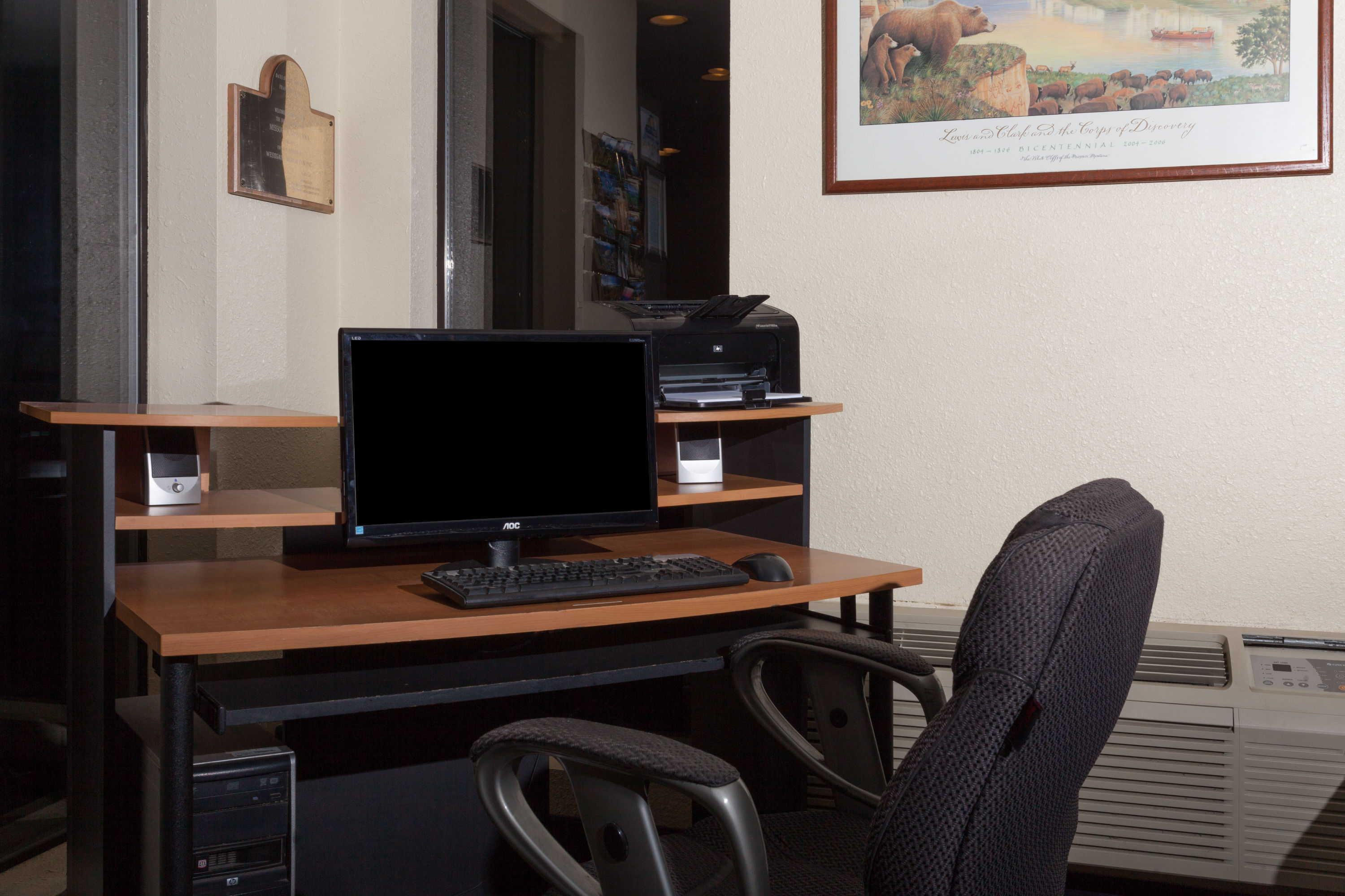 Days Inn by Wyndham Missoula Airport business center in Missoula, Montana