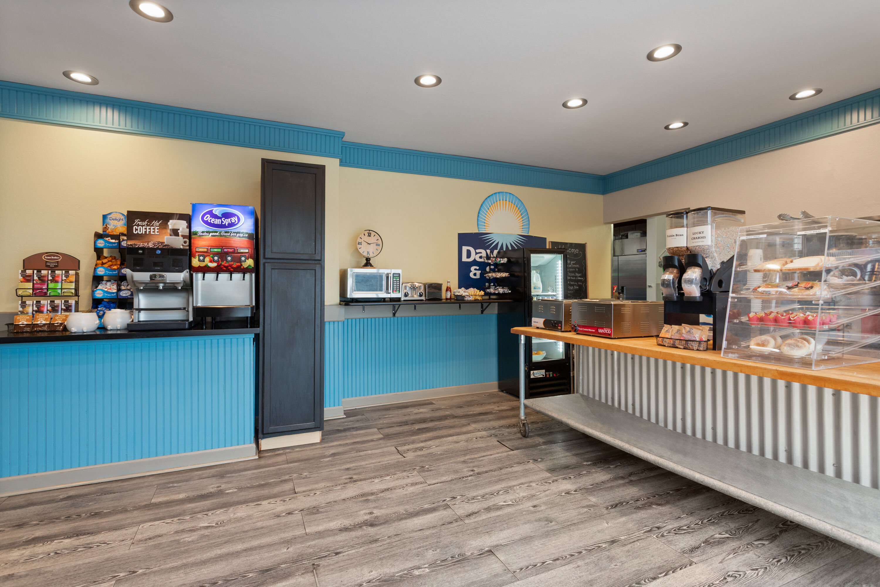 Free breakfast at Days Inn and Suites by Wyndham Downtown Missoula-University in Missoula, Montana