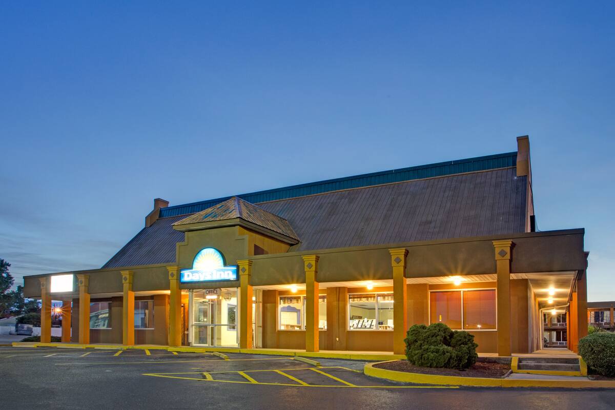 Days Inn By Wyndham Benson Hotels Nc 27504 Days Inn By Wyndham Benson