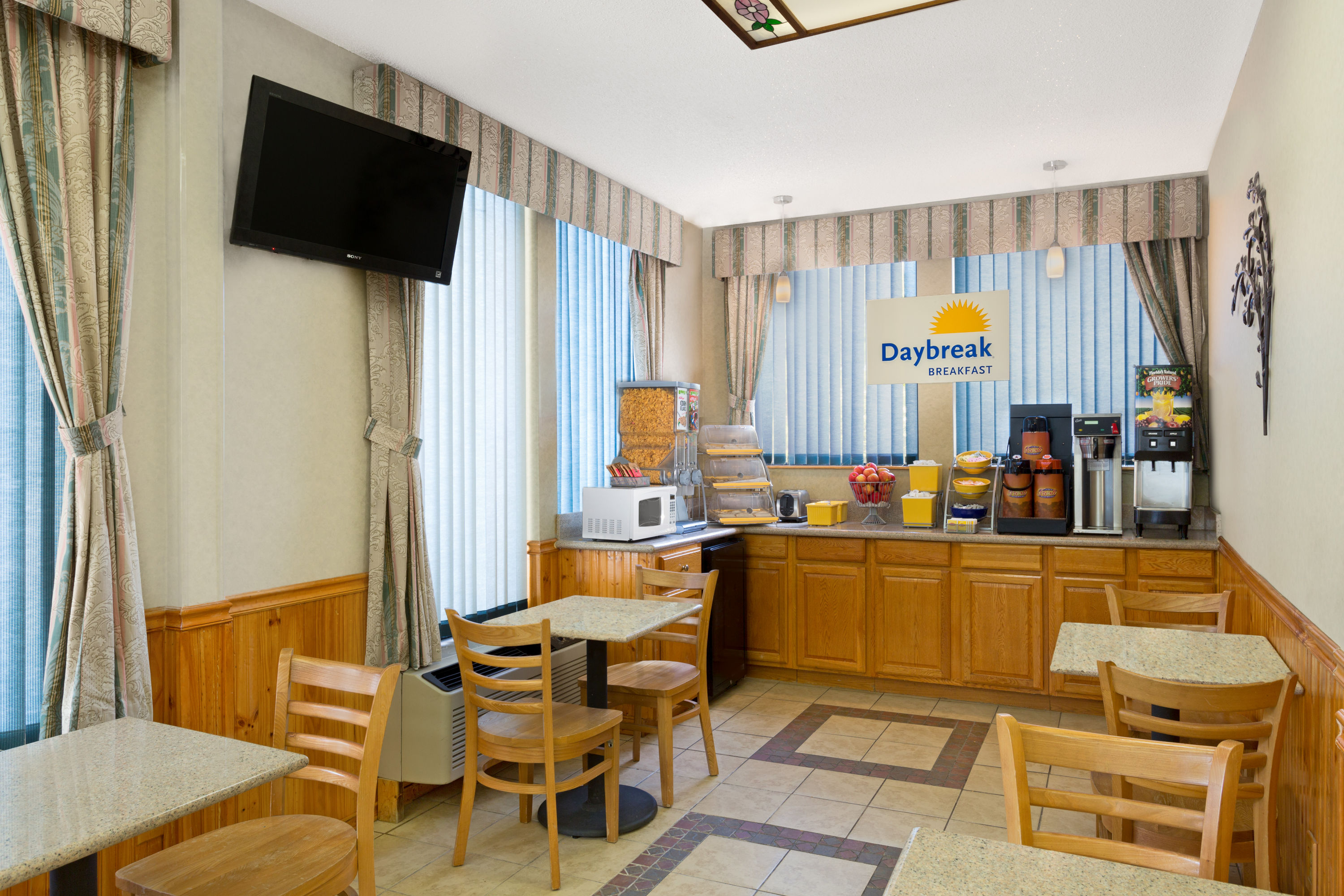 Days Inn By Wyndham Biscoe Biscoe Nc Hotels