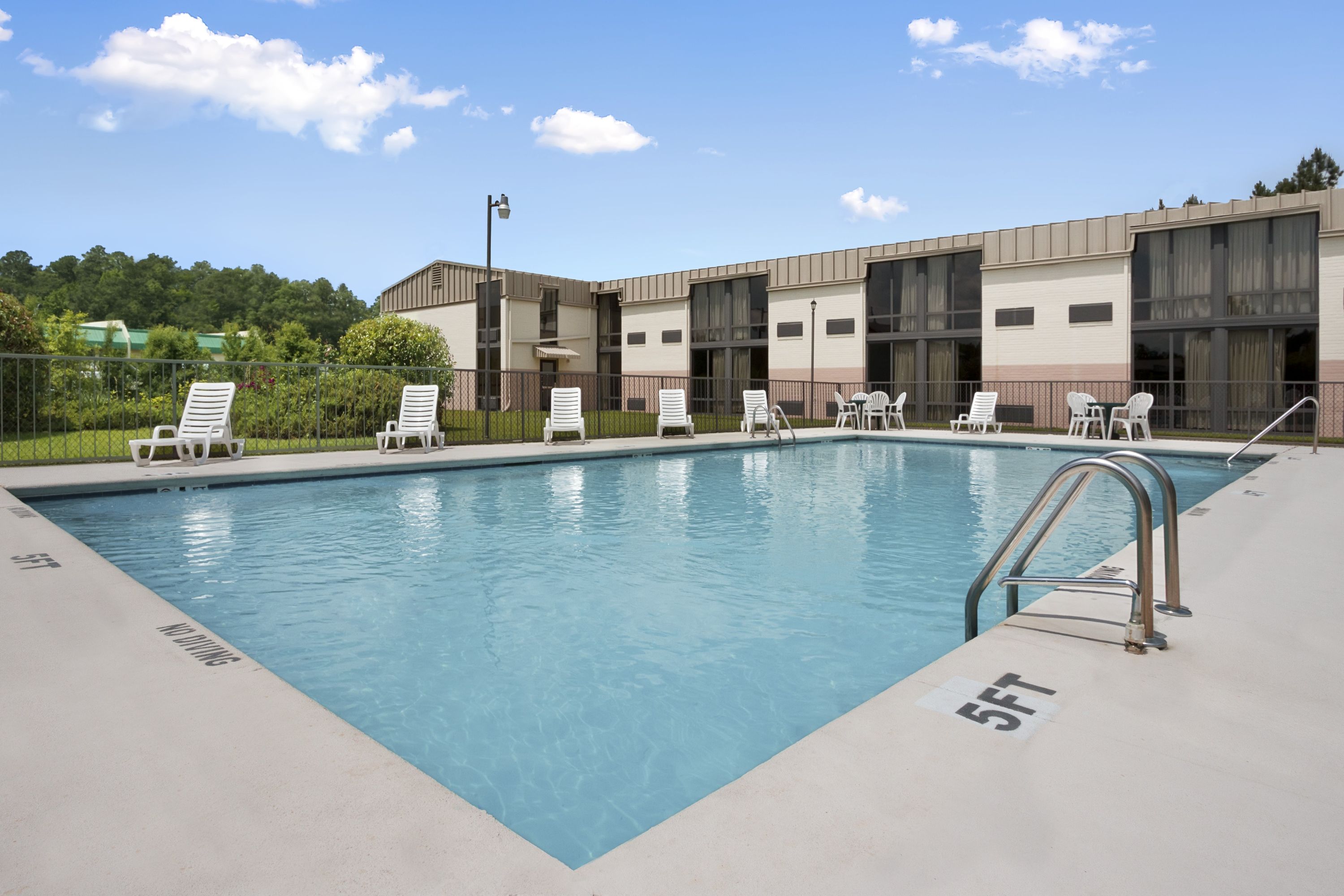 Pool At The Days Inn Fayetteville South I 95 Exit 49 In