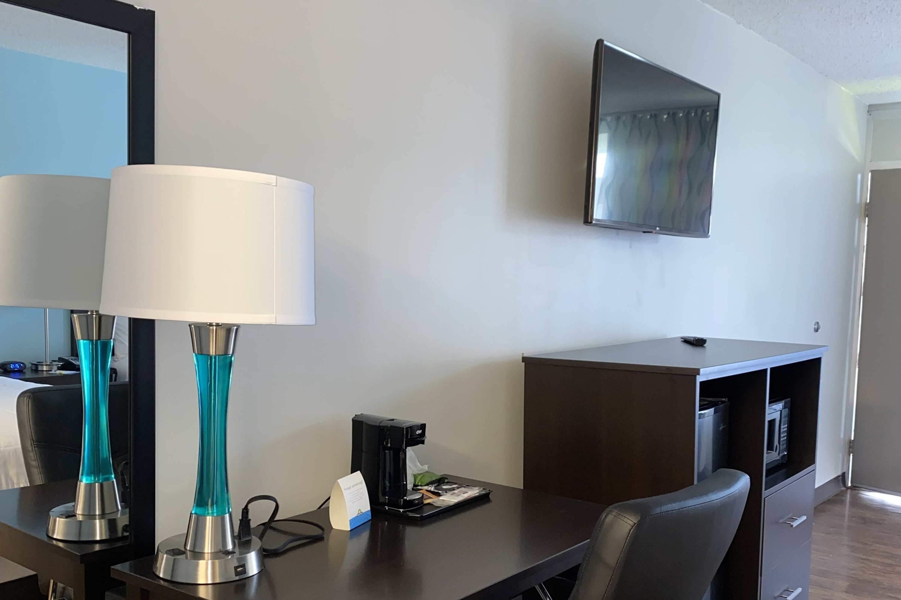 Guest room feature at the Days Inn by Wyndham Goldsboro in Goldsboro, North Carolina