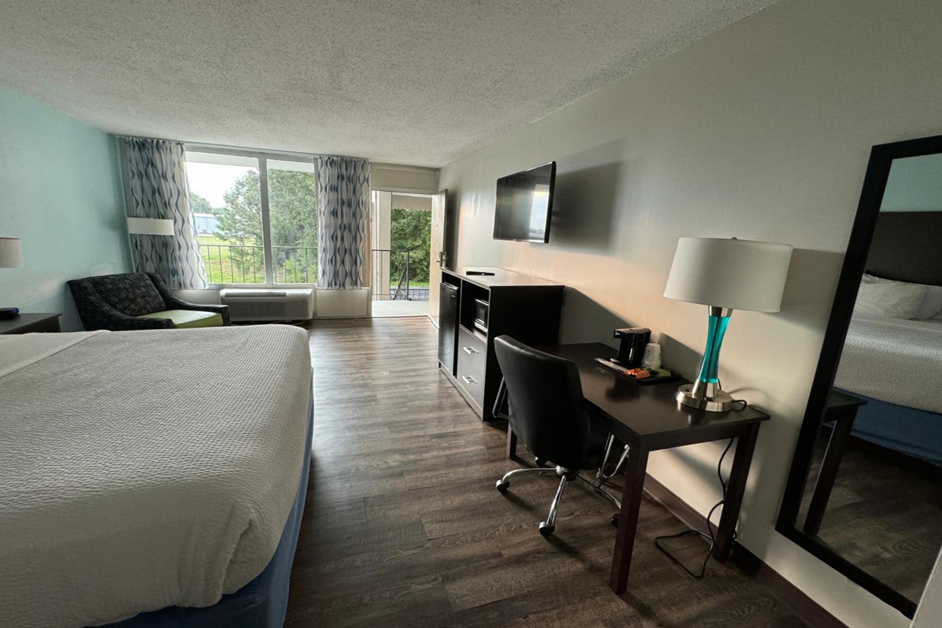 Guest room at the Days Inn by Wyndham Goldsboro in Goldsboro, North Carolina