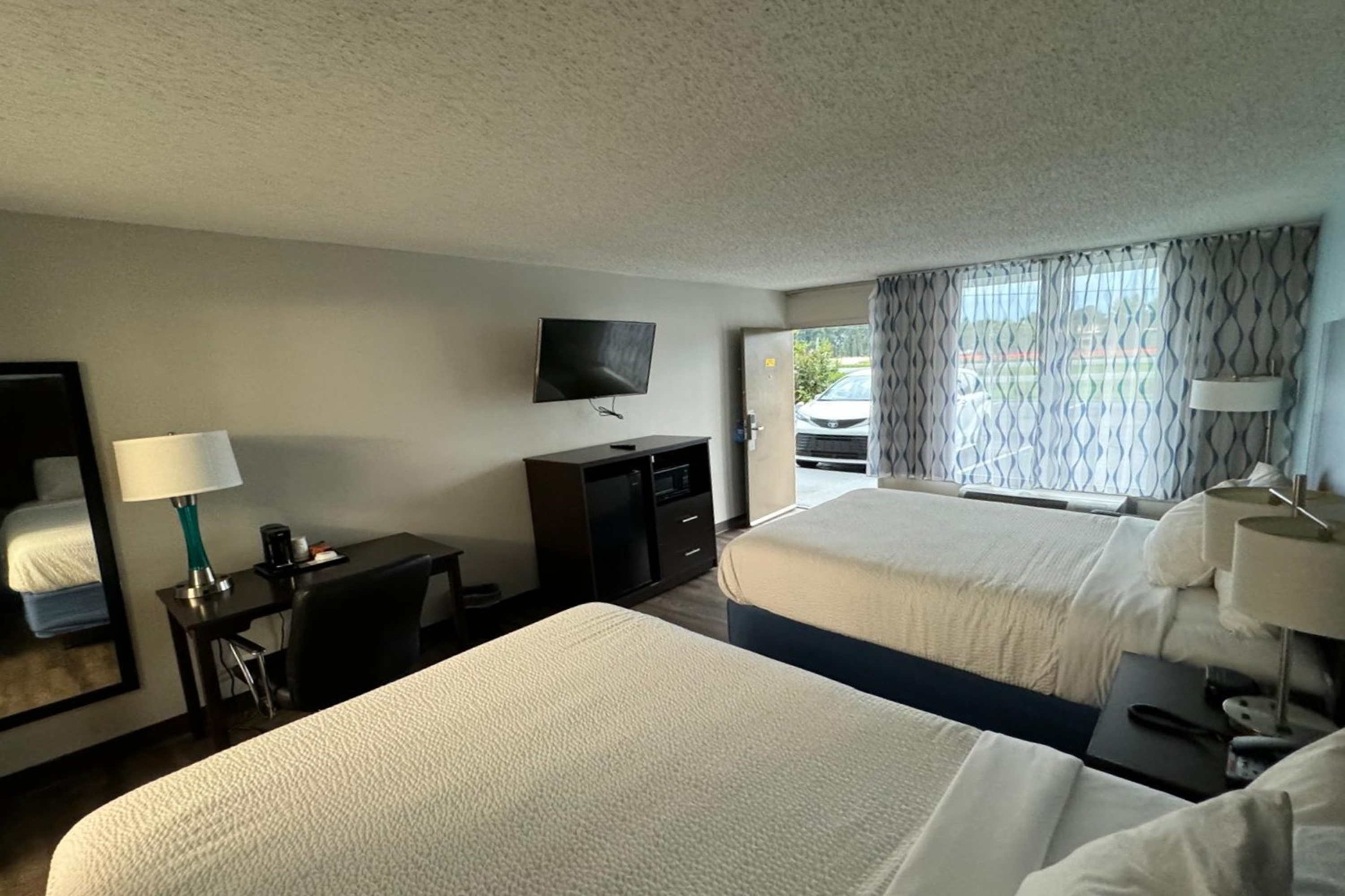 Guest room at the Days Inn by Wyndham Goldsboro in Goldsboro, North Carolina