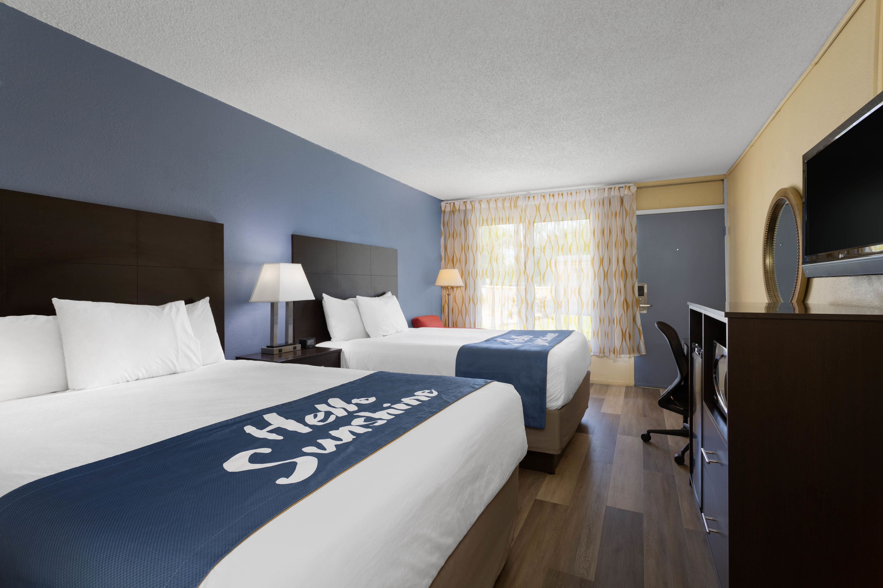 Days Inn By Wyndham Greensboro Airport Greensboro Nc Hotels