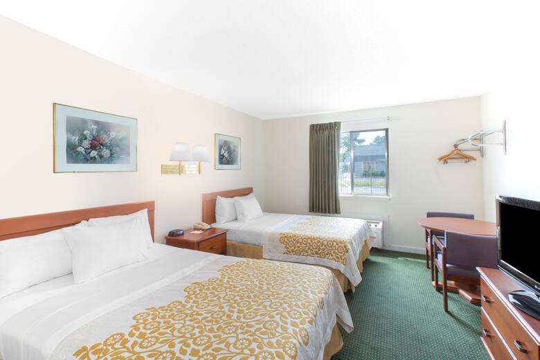 Guest room at the Days Inn Havelock in Havelock, North Carolina
