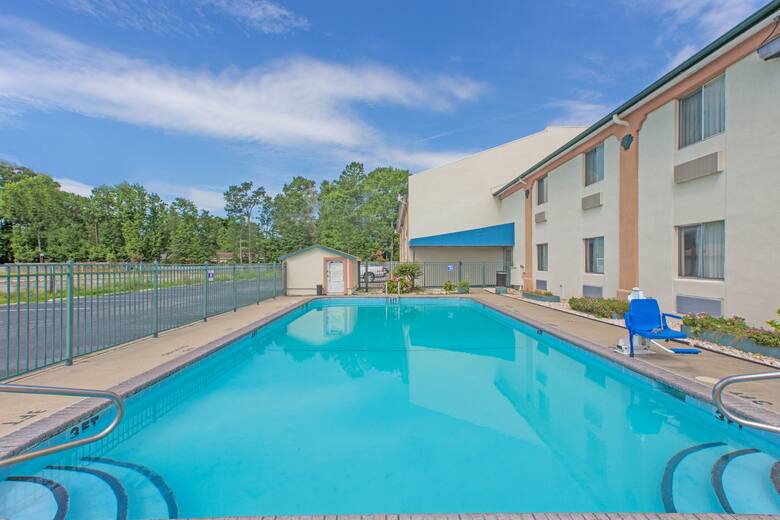 Pool at the Days Inn Havelock in Havelock, North Carolina