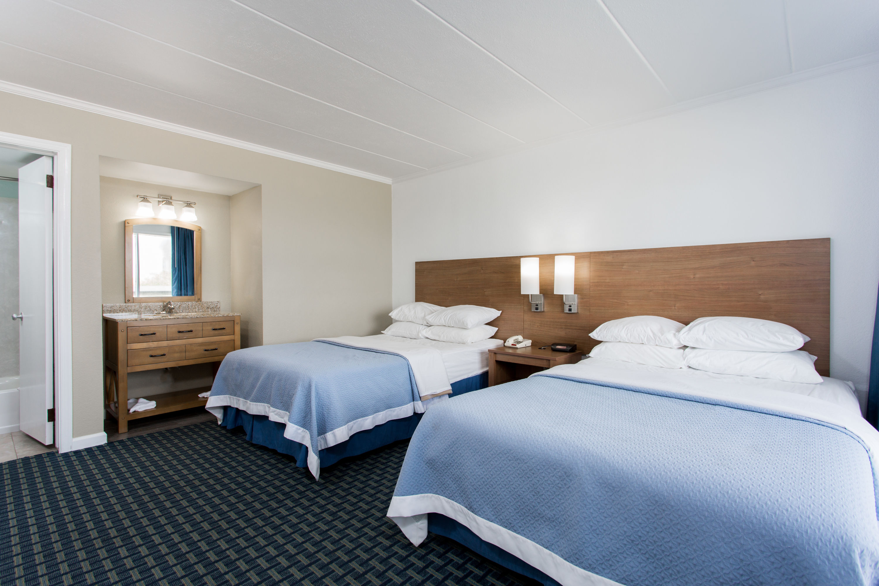 Days Inn & Suites by Wyndham Kill Devil HillsMariner Kill Devil